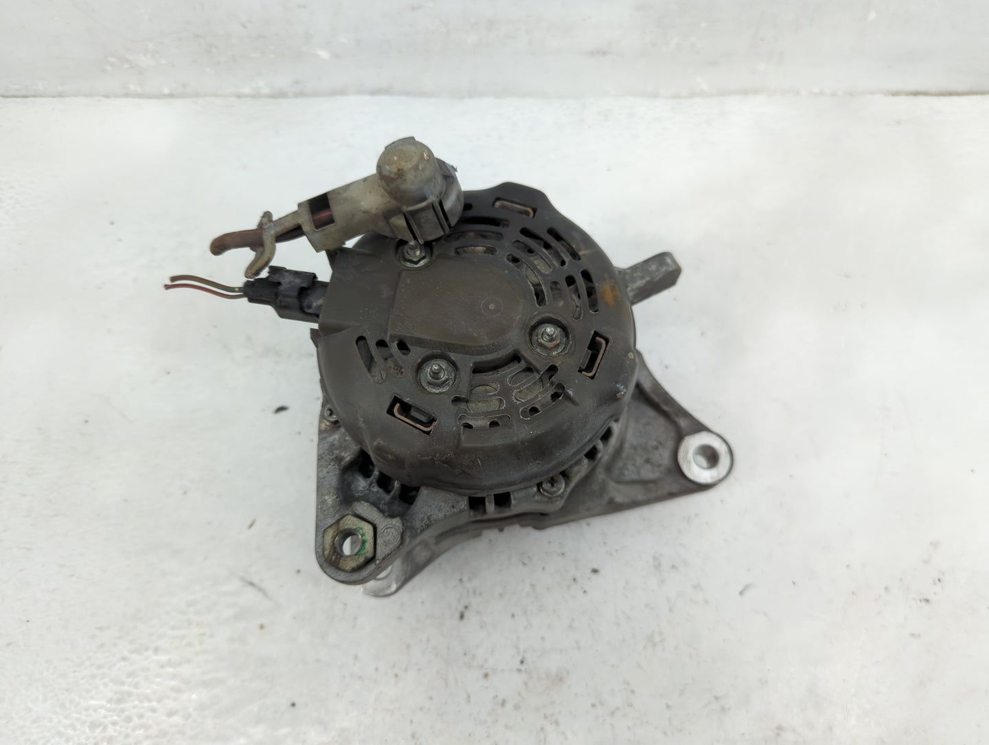 2005-2010 Jeep Grand Cherokee Alternator Replacement Generator Charging Assembly Engine OEM P/N:421000-0660 Fits OEM Used Au