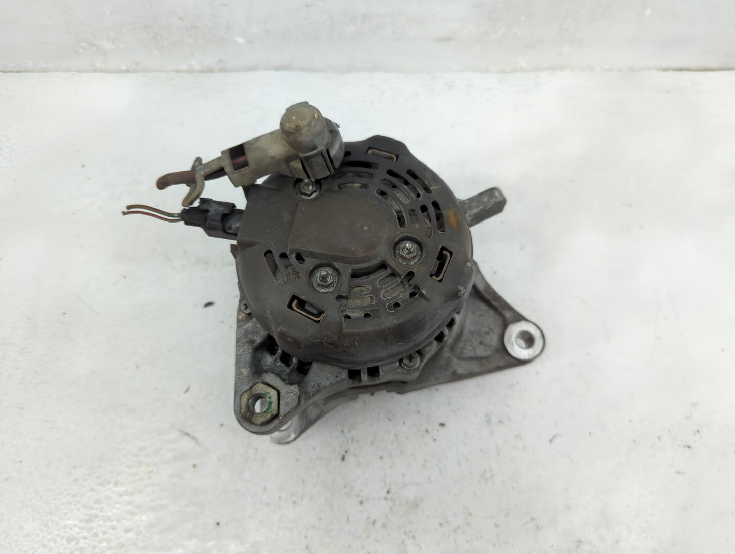 2005-2010 Jeep Grand Cherokee Alternator Replacement Generator Charging Assembly Engine OEM P/N:421000-0660 Fits OEM Used Au