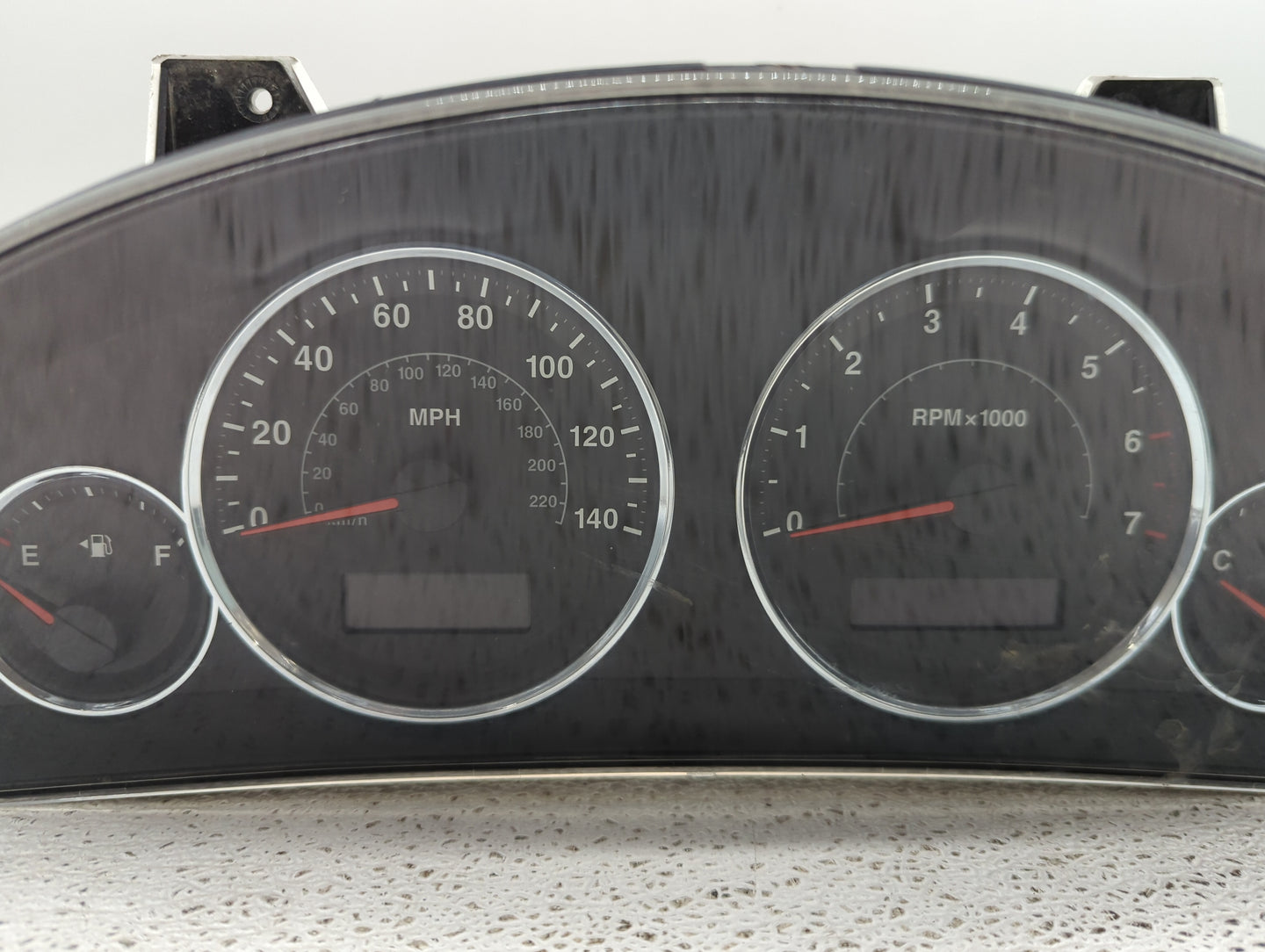 2009-2010 Jeep Grand Cherokee Instrument Cluster Speedometer Gauges Miles: Fits Fits 2009 2010 OEM Used Auto Parts - Oemused