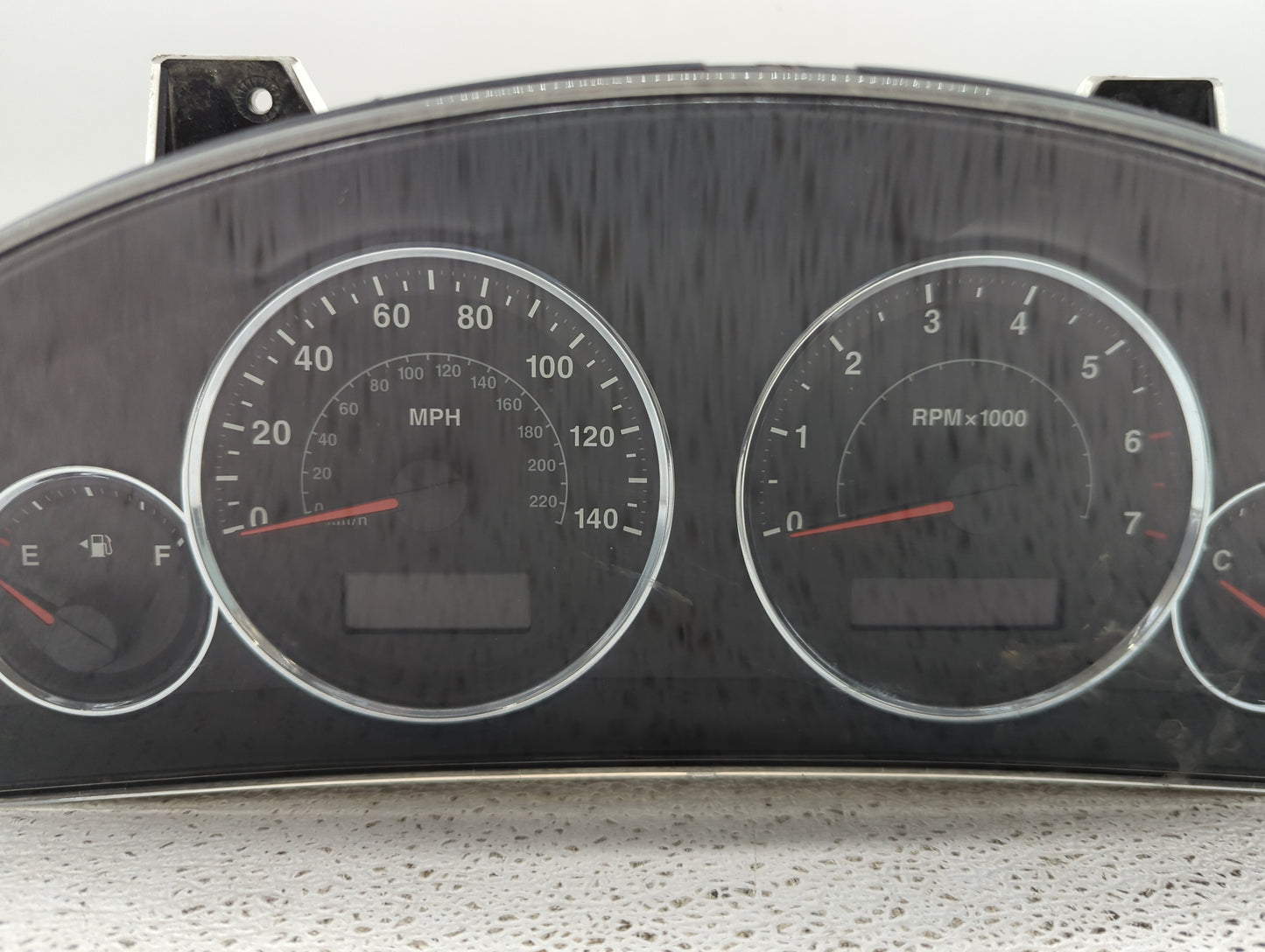 2009-2010 Jeep Grand Cherokee Instrument Cluster Speedometer Gauges Miles: Fits Fits 2009 2010 OEM Used Auto Parts - Oemused