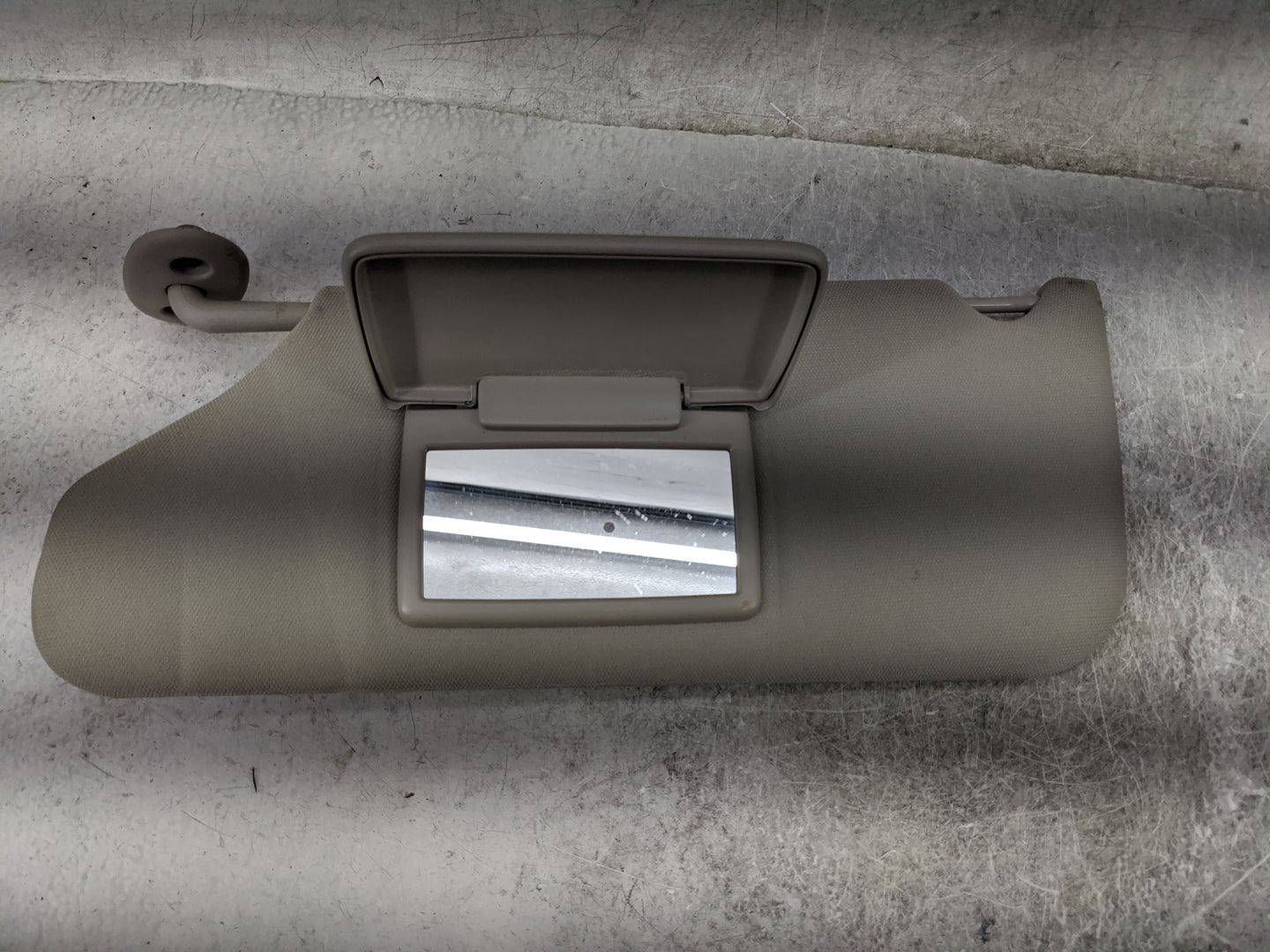 2005-2010 Jeep Grand Cherokee Sun Visor Shade Replacement Driver Left Mirror Fits Fits 2005 2006 2007 2008 2009 2010 OEM Use