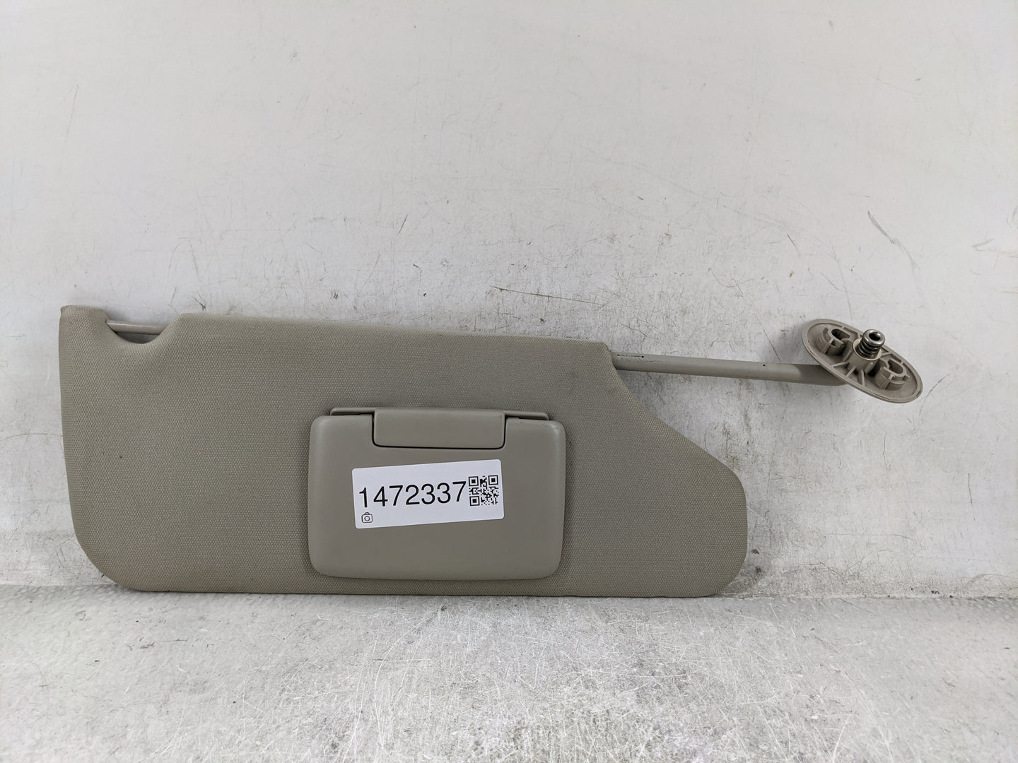 2005-2010 Jeep Grand Cherokee Sun Visor Shade Replacement Passenger Right Mirror Fits Fits 2005 2006 2007 2008 2009 2010 OEM