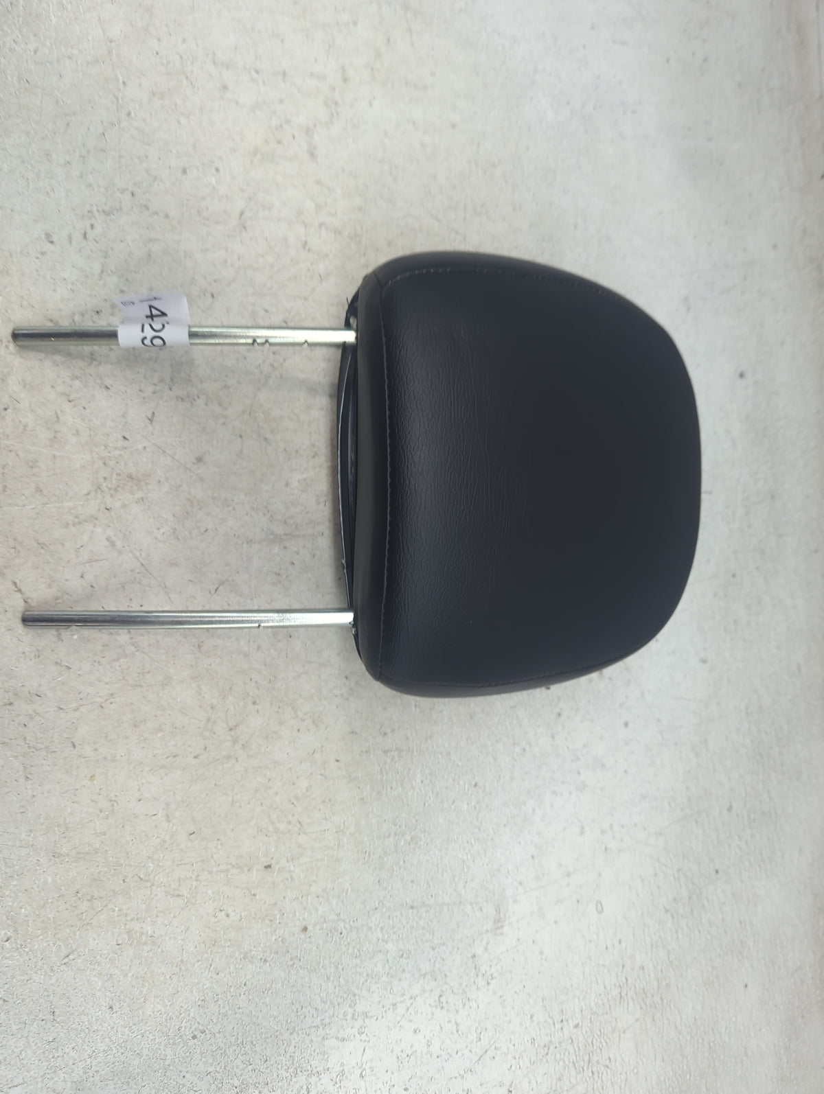 2010 Jeep Grand Cherokee Headrest Head Rest Front Driver Seat Black 1472958 - Oemusedautoparts1.com
