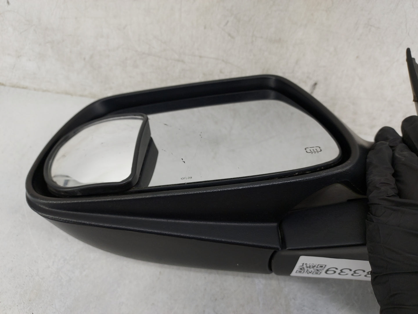 2005-2010 Jeep Grand Cherokee Driver Side View Mirror - Left Door Mirror OEM Used - Oemusedautoparts1.com