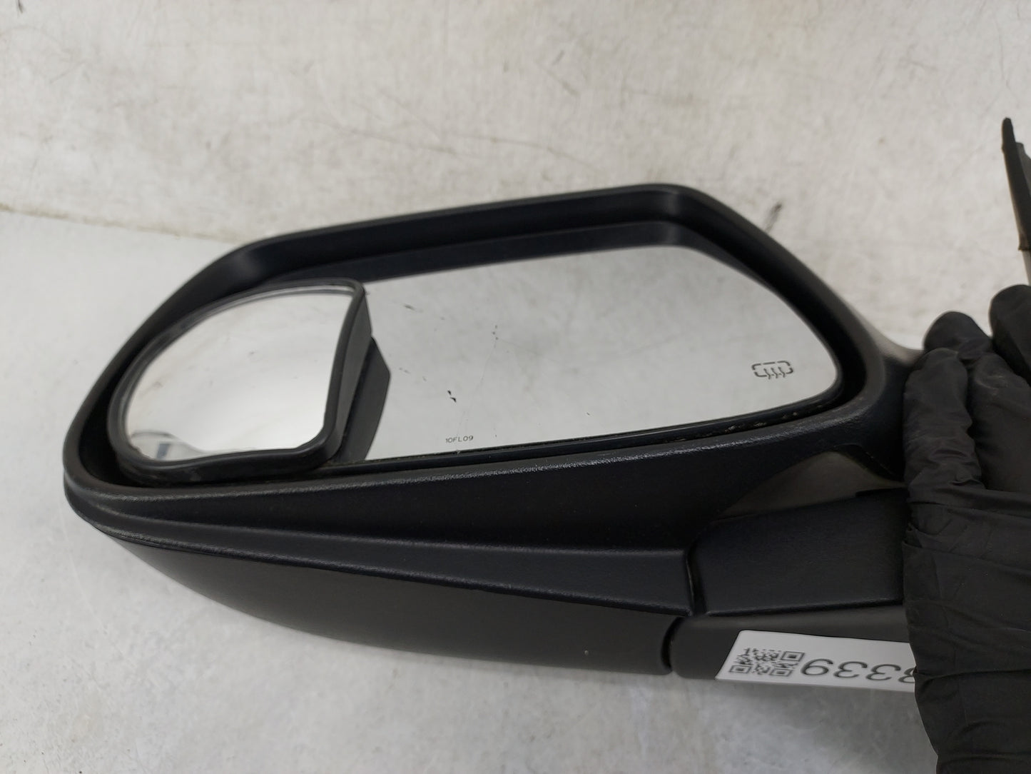 2005-2010 Jeep Grand Cherokee Driver Side View Mirror - Left Door Mirror OEM Used - Oemusedautoparts1.com
