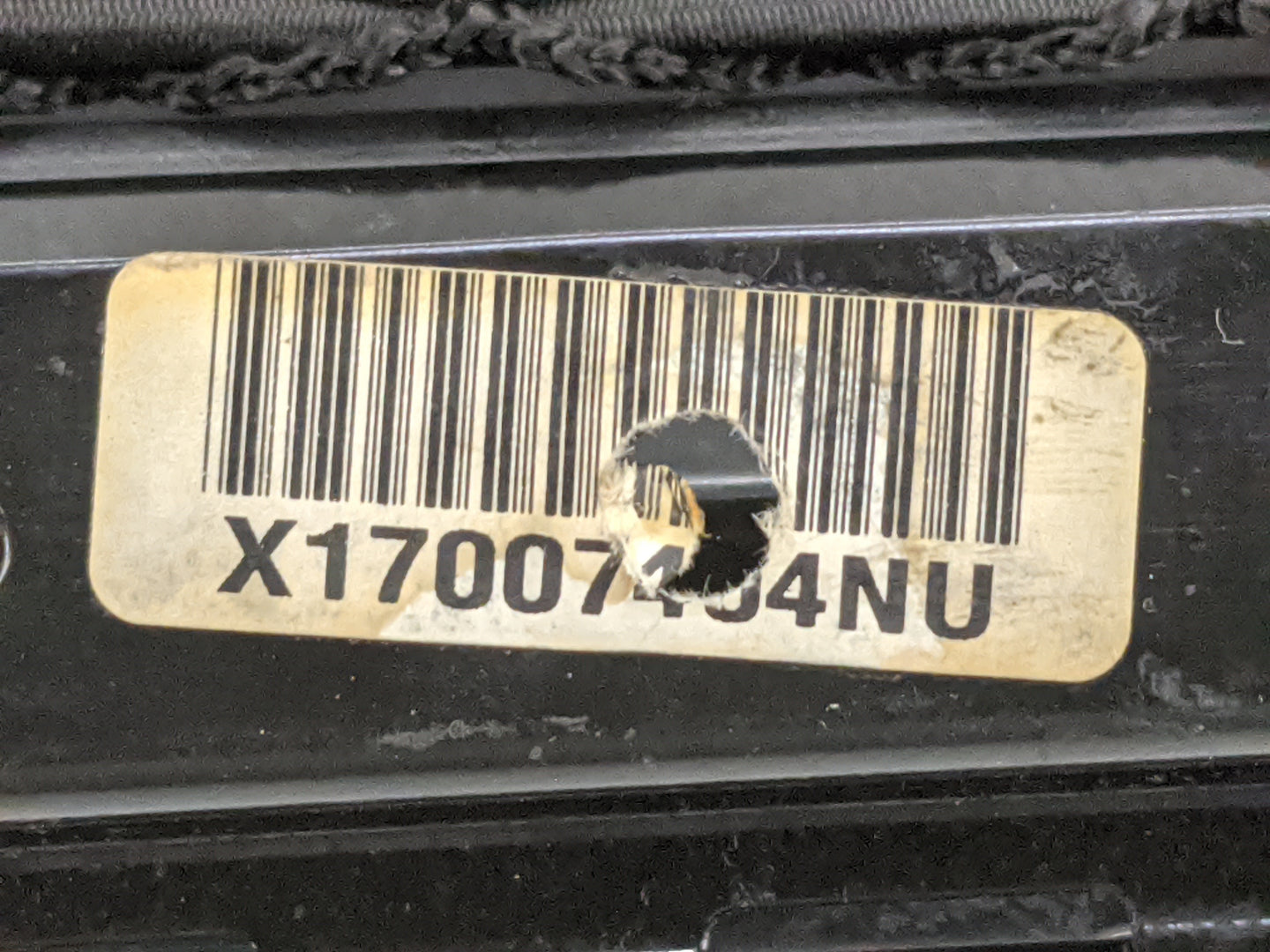 2005-2010 Jeep Grand Cherokee Center Console Armrest Cover Lid Fits Fits 2005 2006 2007 2008 2009 2010 OEM Used Auto Parts -