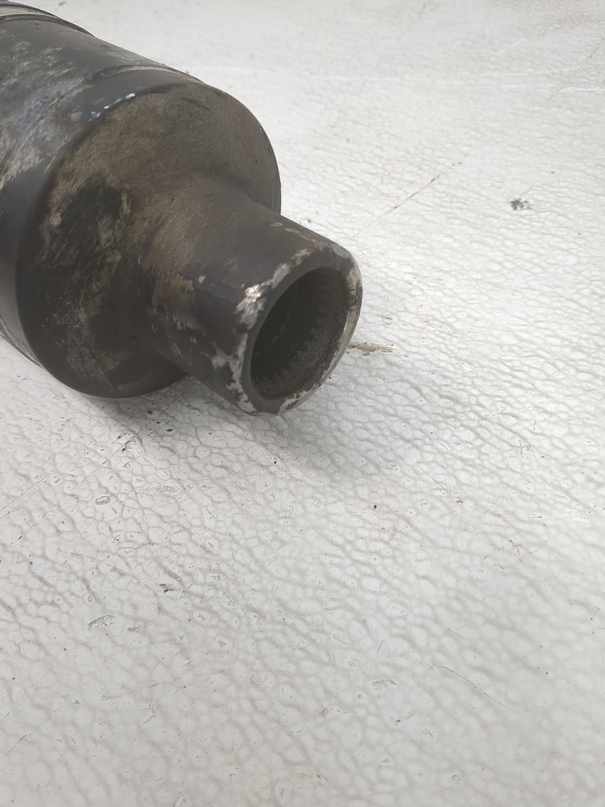 2005-2010 Jeep Grand Cherokee Axle Shaft Front Passenger Cv C/v 1500572 - Oemusedautoparts1.com