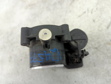 2007-2010 Jeep Grand Cherokee Throttle Body P/N:04861661AB 0280750203 Fits Fits 2007 2008 2009 2010 2011 2012 OEM Used Auto Parts
