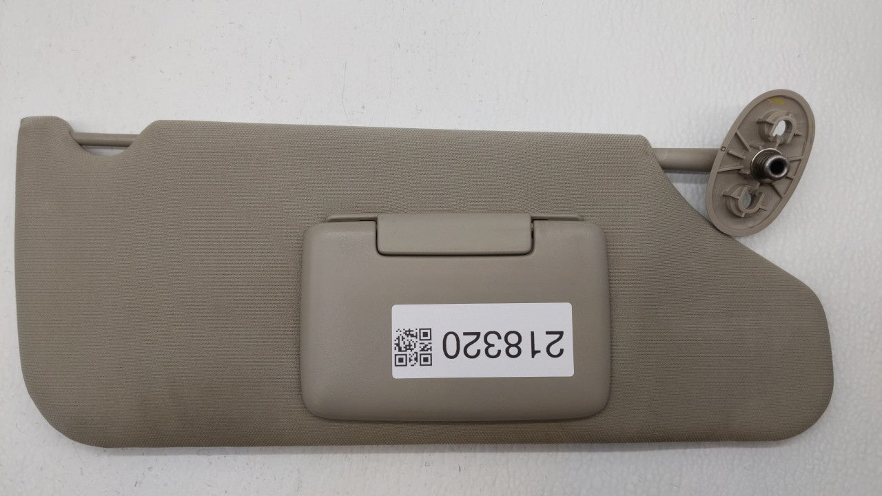 2005-2010 Jeep Grand Cherokee Sun Visor Shade Replacement Passenger Right Mirror Fits Fits 2005 2006 2007 2008 2009 2010 OEM