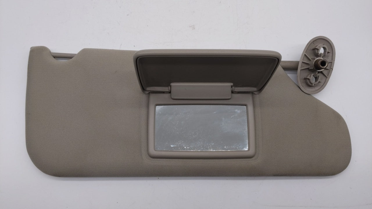 2005-2010 Jeep Grand Cherokee Sun Visor Shade Replacement Passenger Right Mirror Fits Fits 2005 2006 2007 2008 2009 2010 OEM