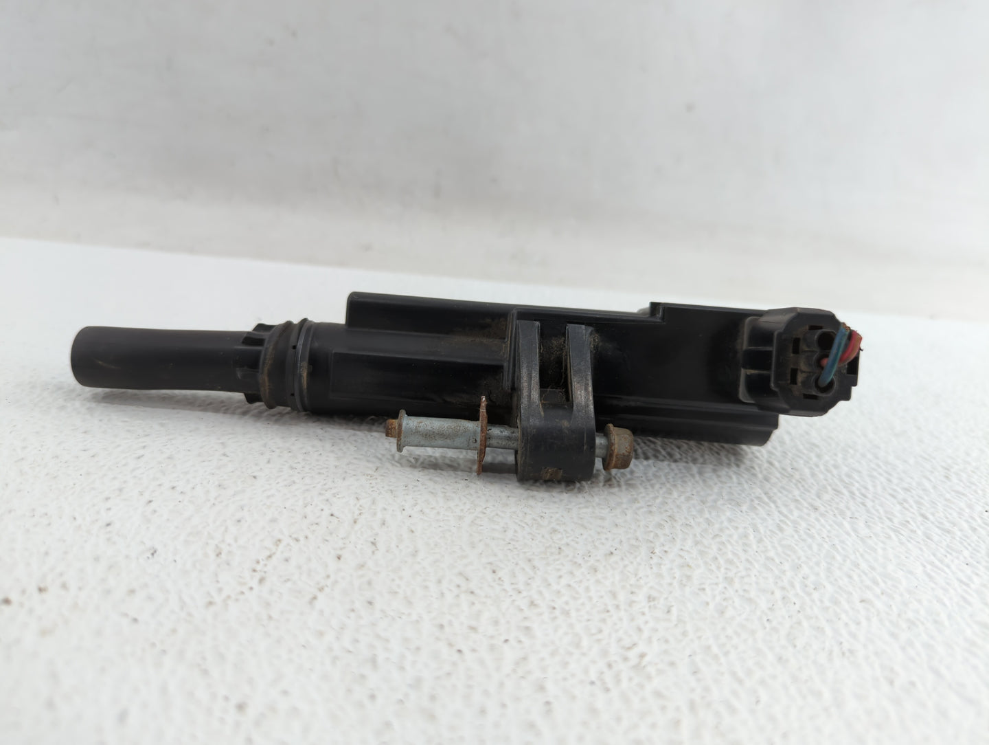 2009-2010 Jeep Grand Cherokee Ignition Coil Igniter Pack - Oemusedautoparts1.com