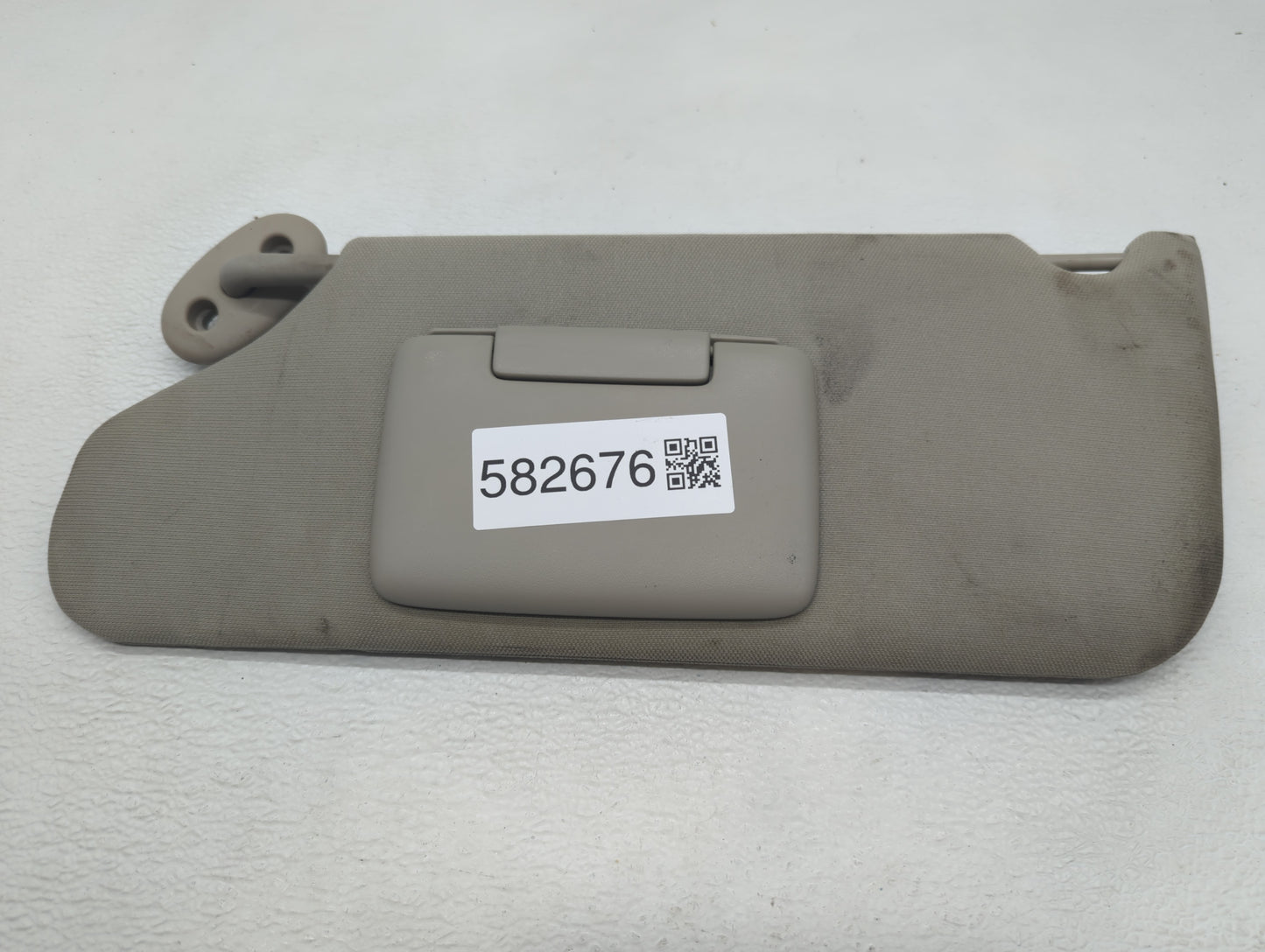 2005-2010 Jeep Grand Cherokee Sun Visor Shade Replacement Driver Left Mirror Fits Fits 2005 2006 2007 2008 2009 2010 OEM Use