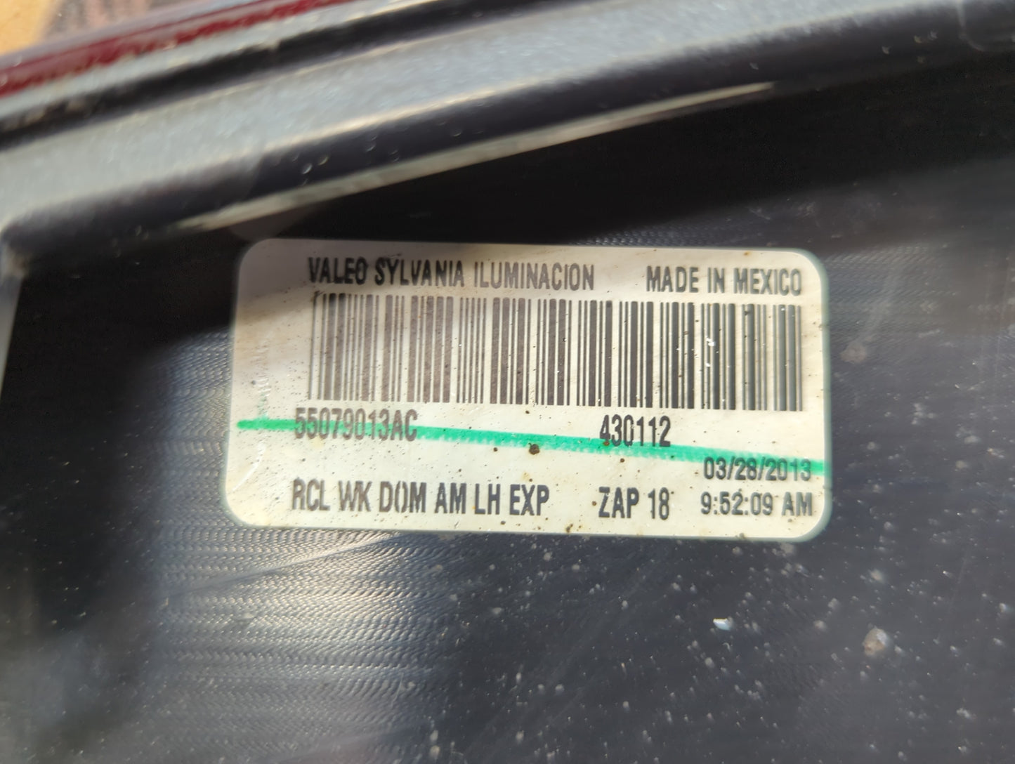 2007-2010 Jeep Grand Cherokee Tail Light Assembly Passenger Right OEM P/N:55079013AC Fits Fits 2007 2008 2009 2010 OEM Used 