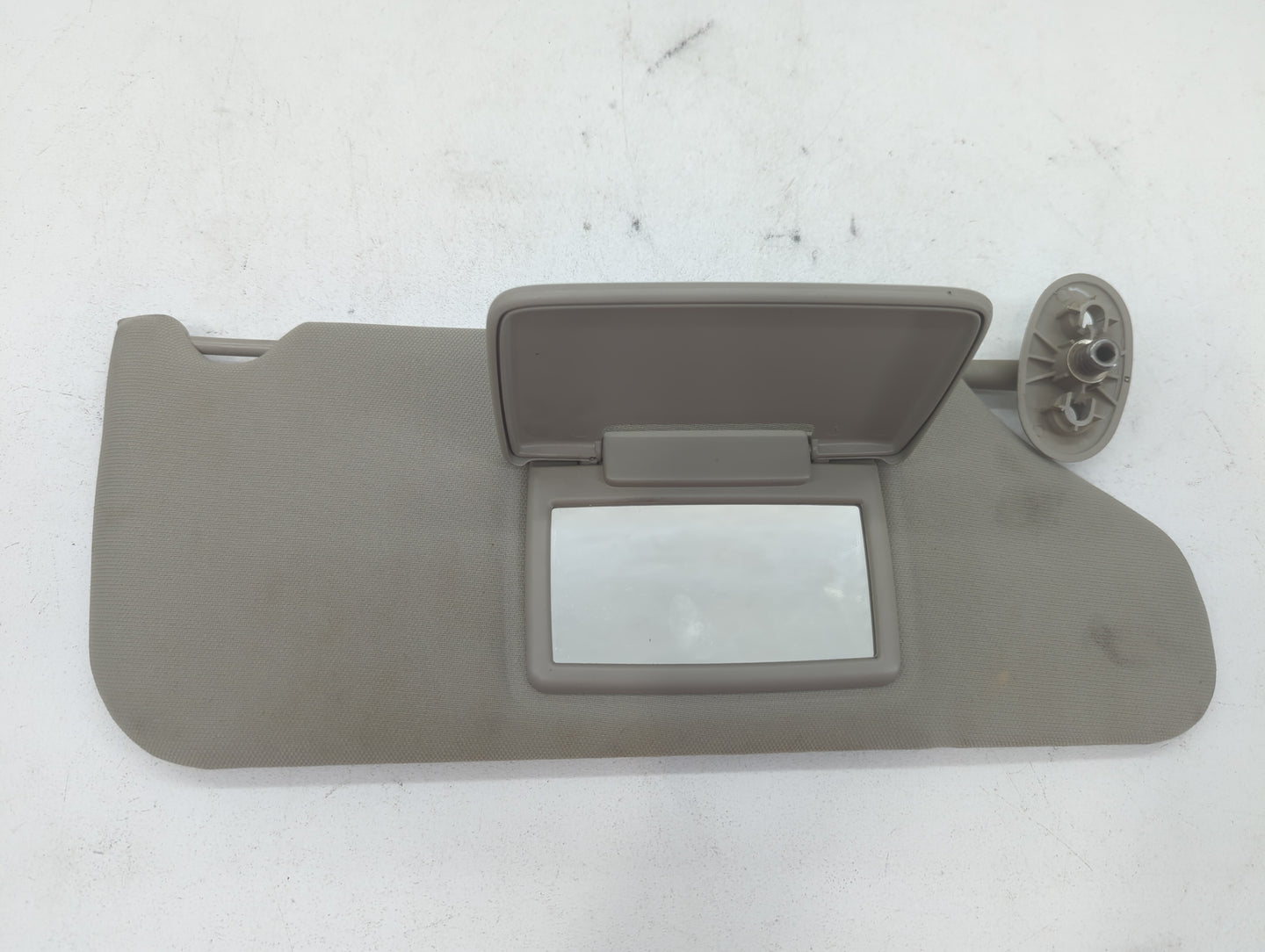 2005-2010 Jeep Grand Cherokee Sun Visor Shade Replacement Passenger Right Mirror Fits Fits 2005 2006 2007 2008 2009 2010 OEM
