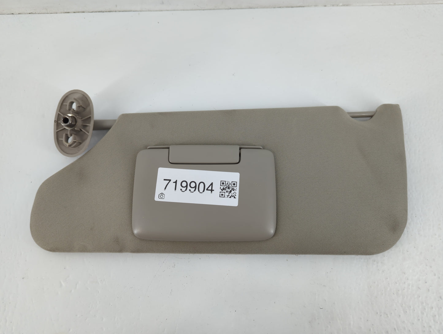 2005-2010 Jeep Grand Cherokee Sun Visor Shade Replacement Driver Left Mirror Fits Fits 2005 2006 2007 2008 2009 2010 OEM Use