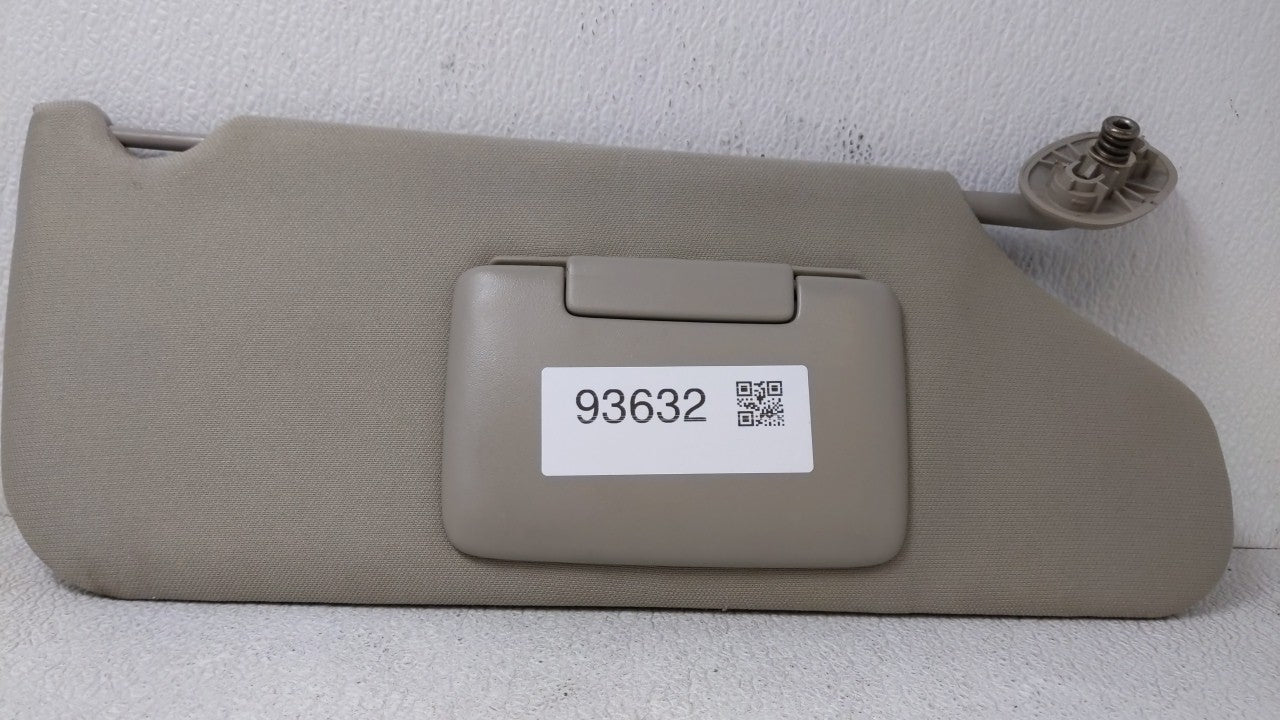 2005-2010 Jeep Grand Cherokee Sun Visor Shade Replacement Passenger Right Mirror Fits Fits 2005 2006 2007 2008 2009 2010 OEM