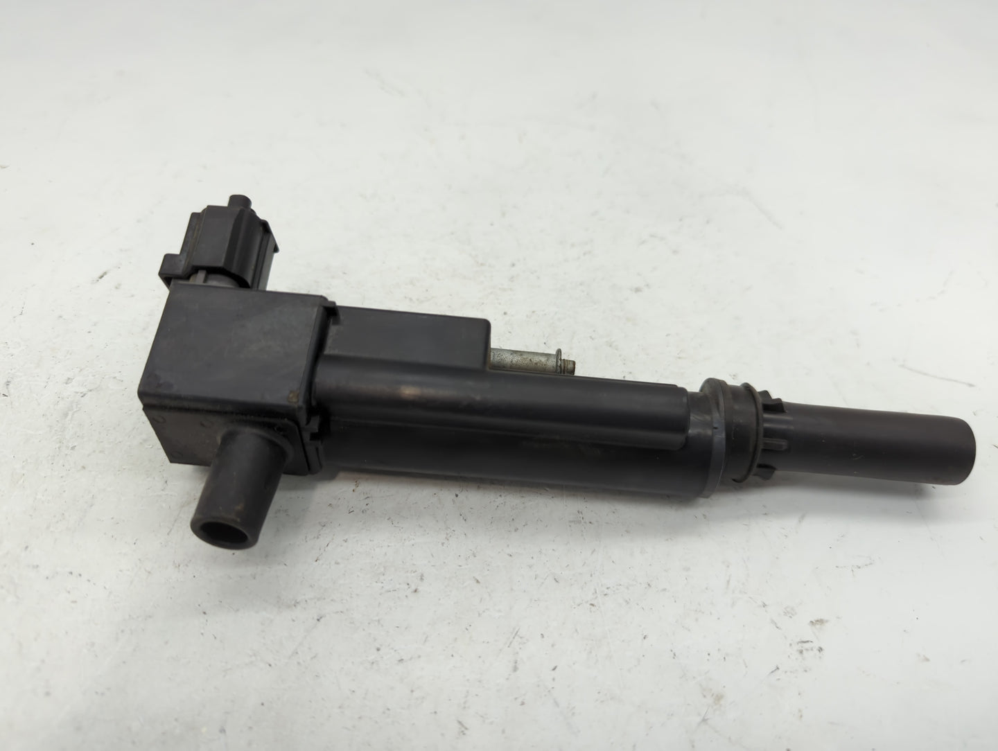 2009-2012 Jeep Liberty Ignition Coil Igniter Pack - Oemusedautoparts1.com