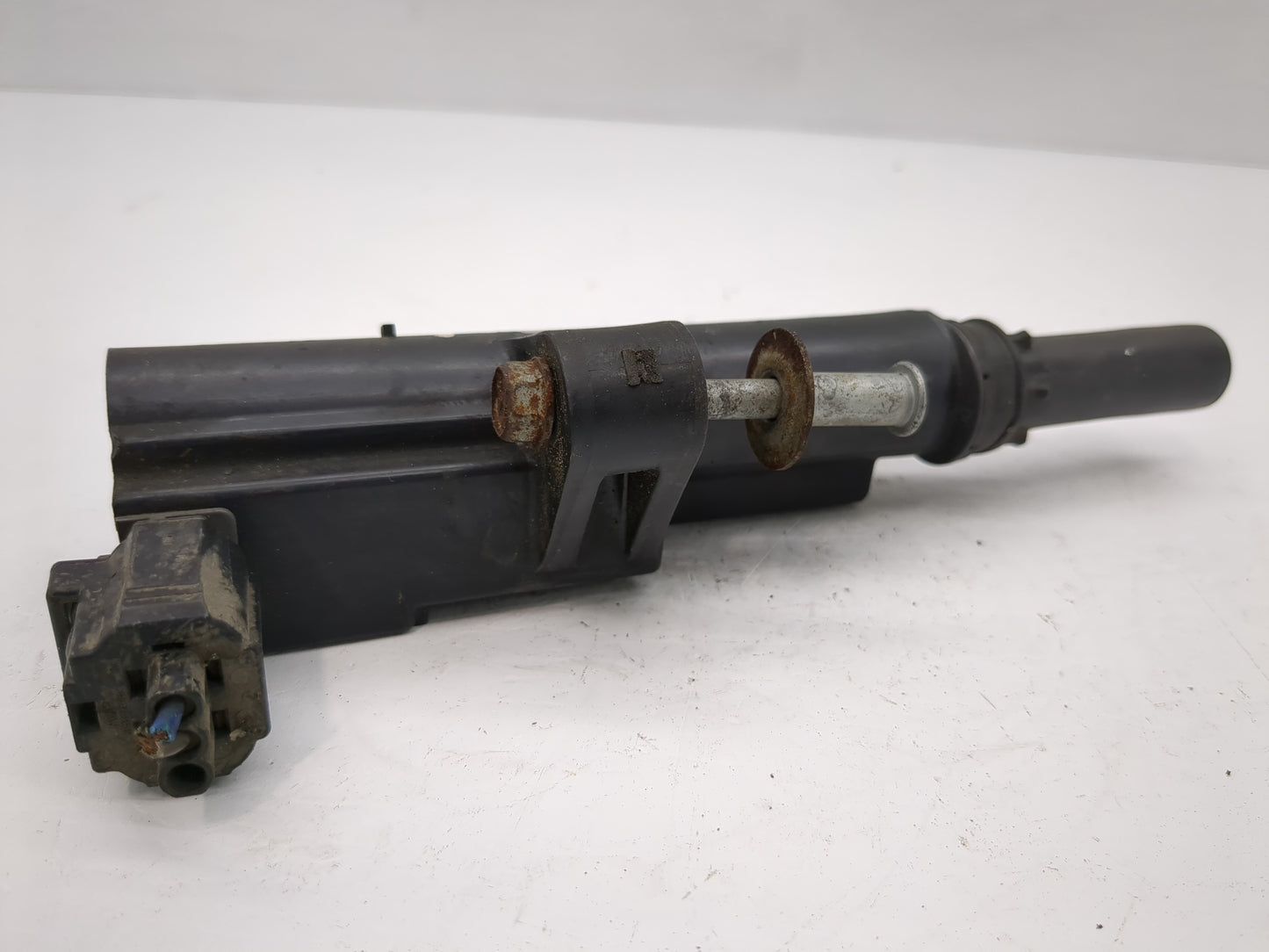 2009-2012 Jeep Liberty Ignition Coil Igniter Pack - Oemusedautoparts1.com