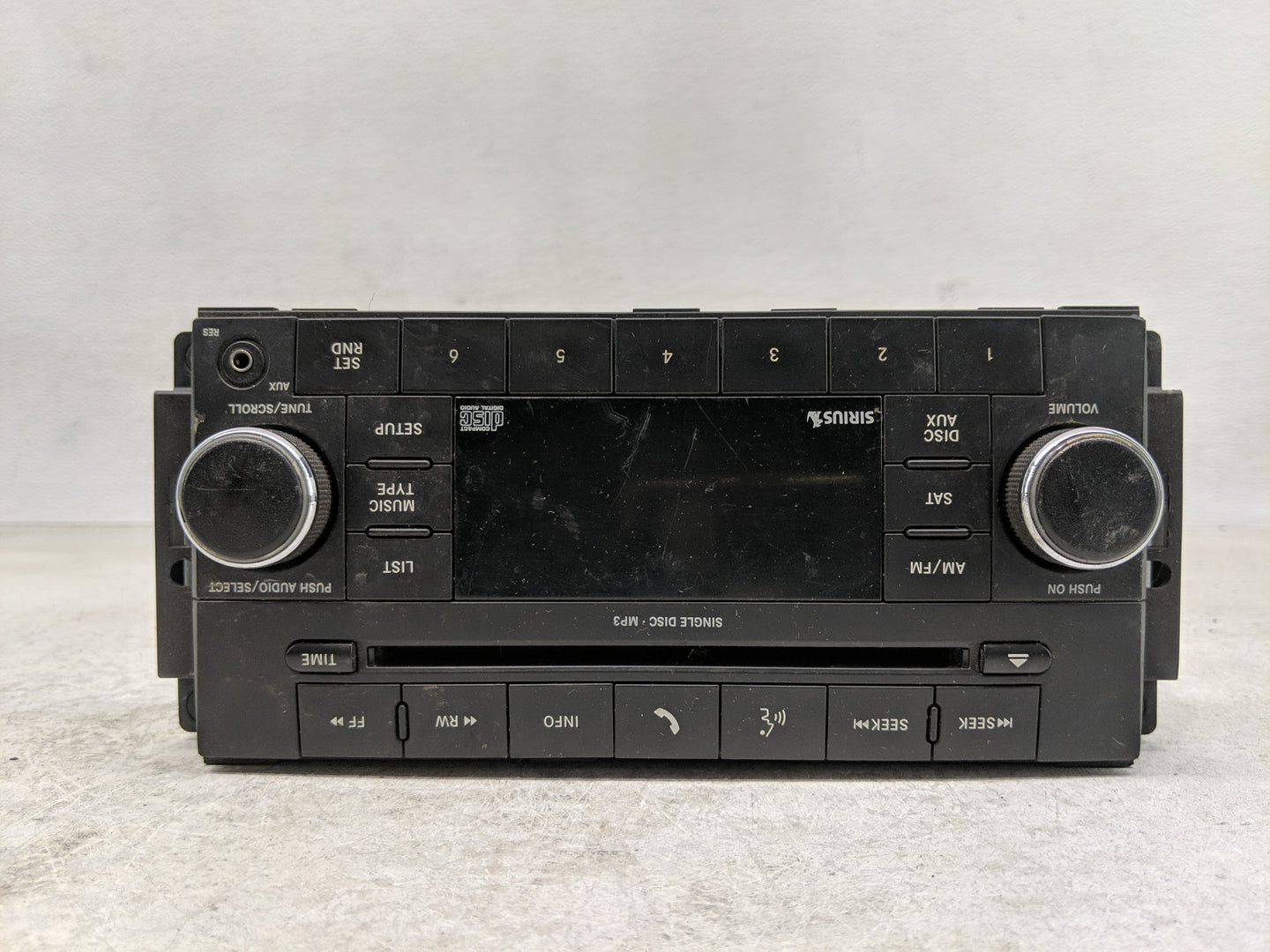 2009-2011 Jeep Liberty Radio AM FM Cd Player Receiver Replacement P/N:P05091117AC Fits Fits 2008 2009 2010 2011 OEM Used Aut