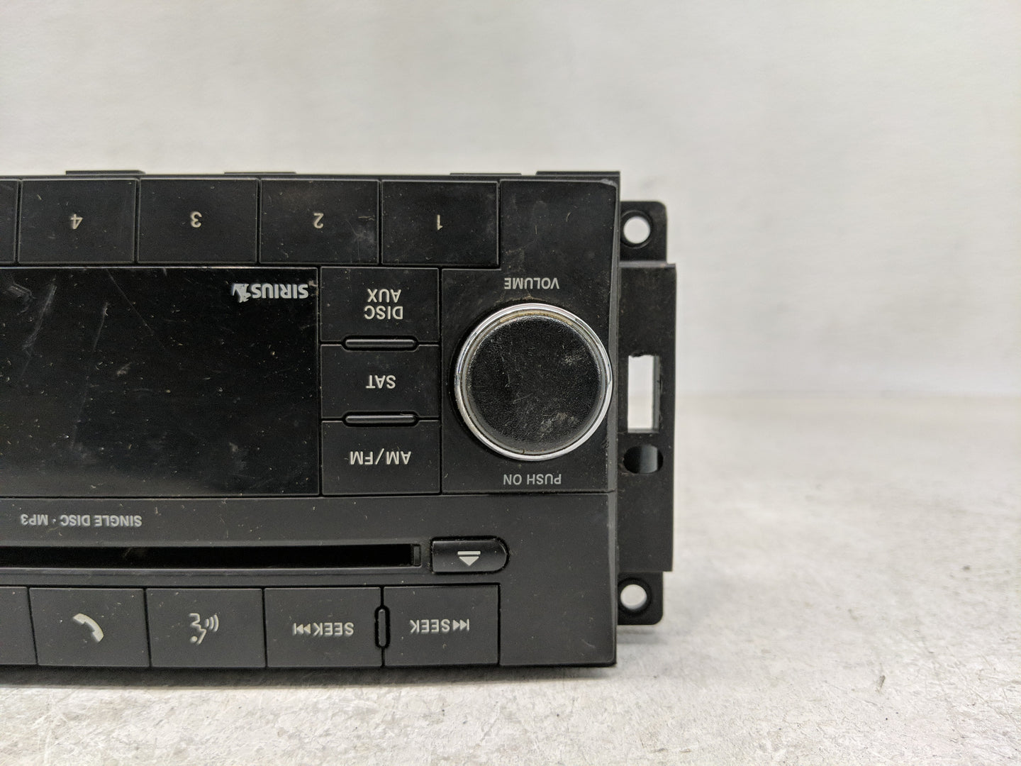 2009-2011 Jeep Liberty Radio AM FM Cd Player Receiver Replacement P/N:P05091117AC Fits Fits 2008 2009 2010 2011 OEM Used Aut