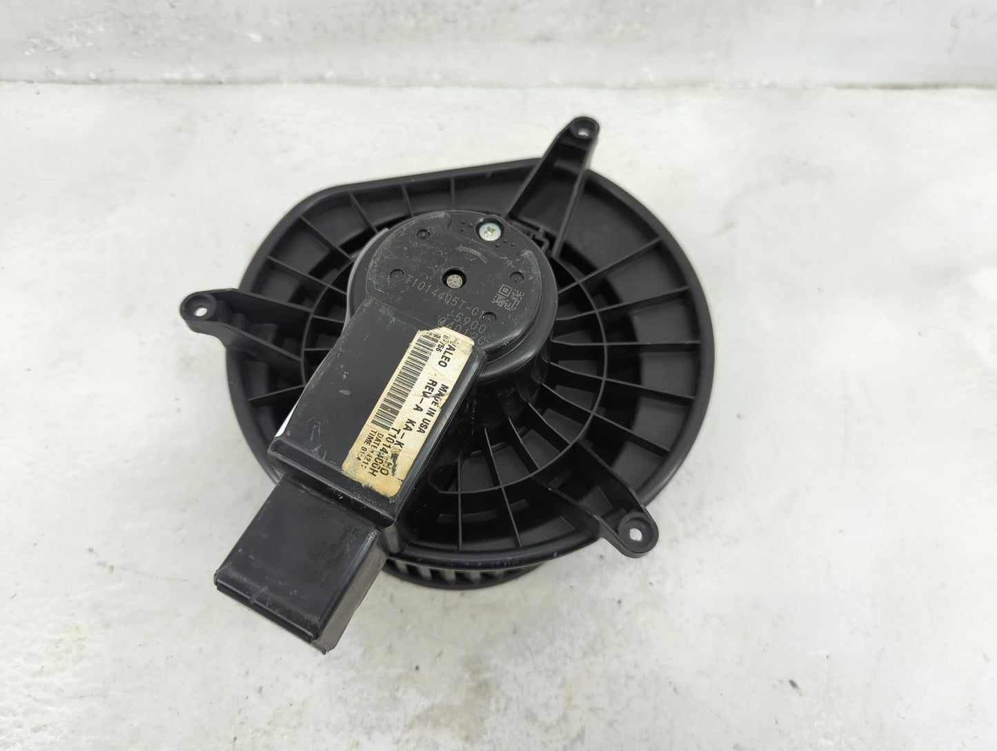 2010-2012 Jeep Liberty Rear Heater AC Blower Motor P/N:T1014406H Fits Fits 2010 2011 2012 OEM Used Auto Parts - Oemusedautop