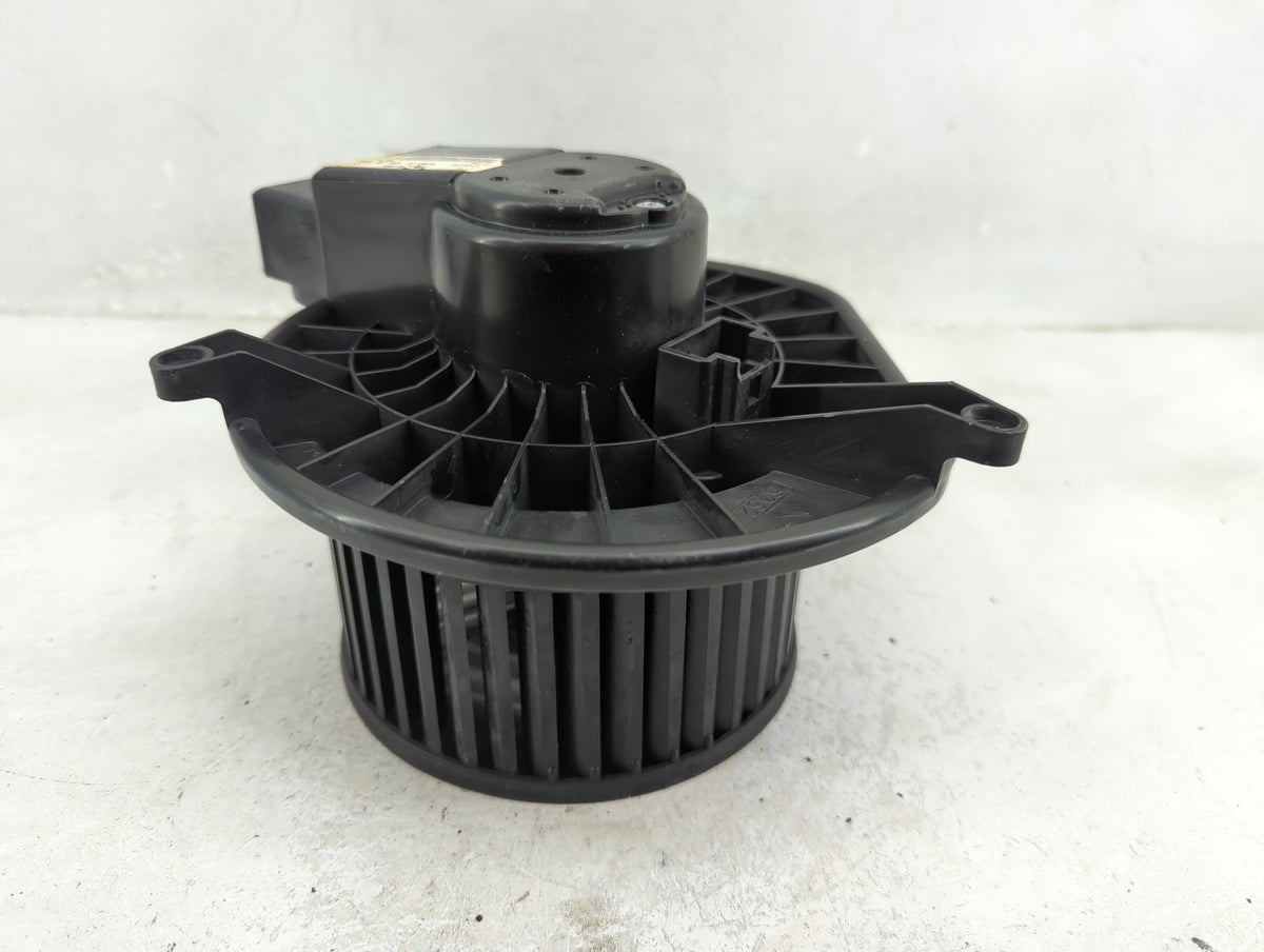 2010-2012 Jeep Liberty Rear Heater AC Blower Motor P/N:T1014406H Fits Fits 2010 2011 2012 OEM Used Auto Parts - Oemusedautop