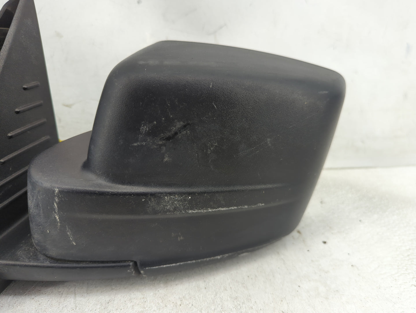 2008-2012 Jeep Liberty Driver Side View Mirror - Left Door Mirror OEM Used - Oemusedautoparts1.com