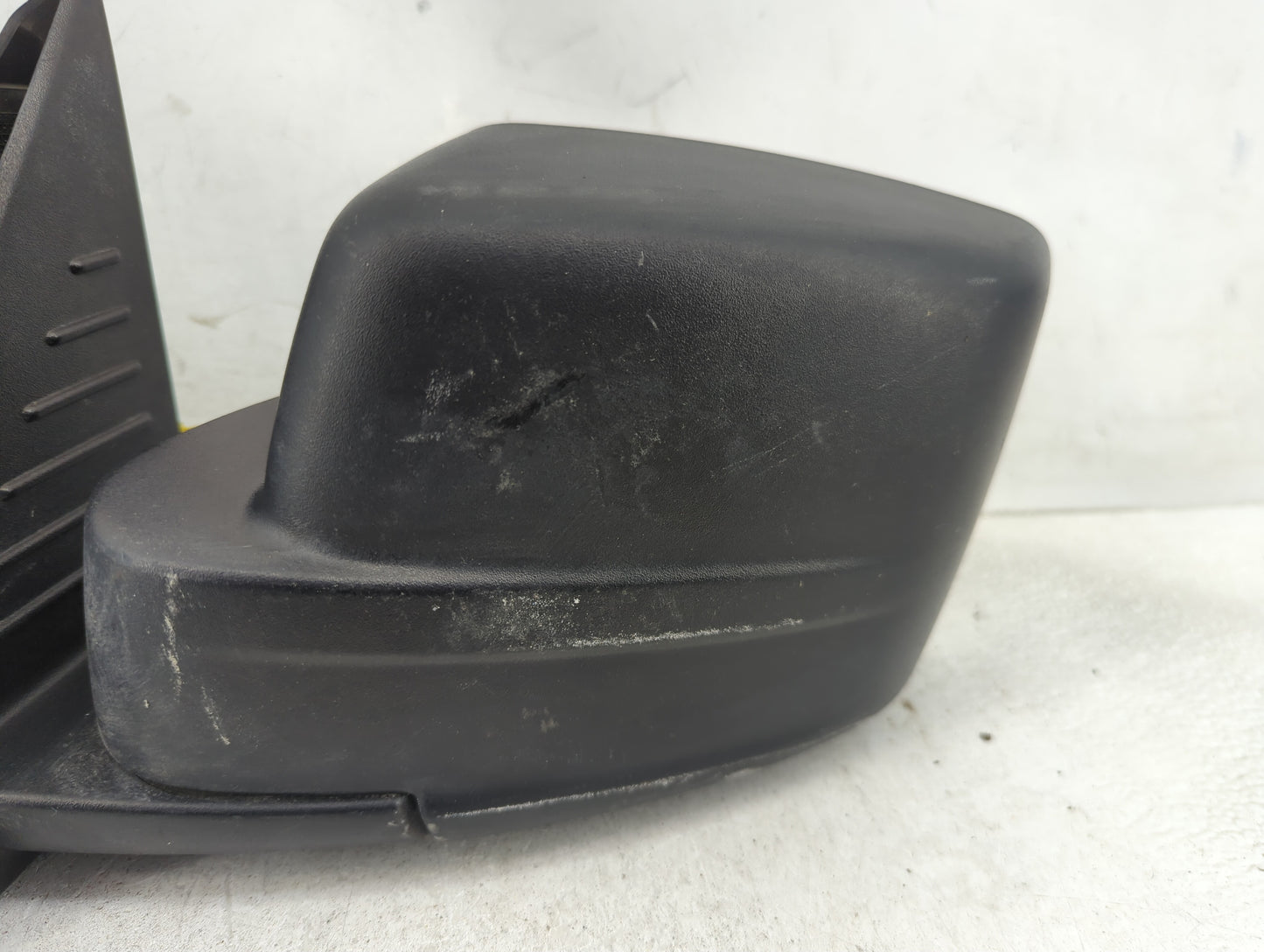2008-2012 Jeep Liberty Driver Side View Mirror - Left Door Mirror OEM Used - Oemusedautoparts1.com