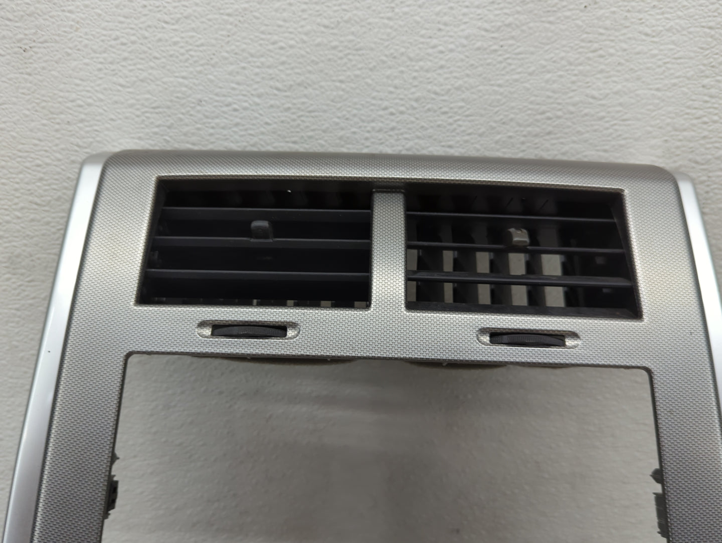 2010-2012 Jeep Liberty Climate Control Module Temperature AC/Heater Replacement P/N:P55111955AC Fits Fits 2010 2011 2012 OEM