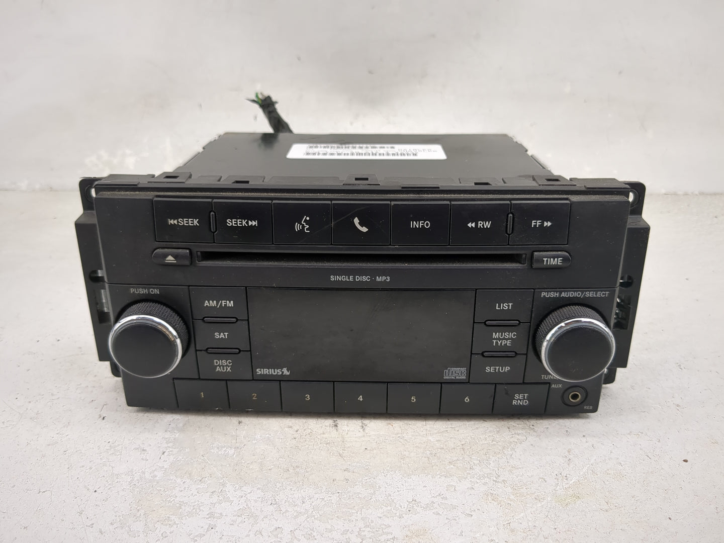 2010 Jeep Liberty Radio AM FM Cd Player Receiver Replacement P/N:P05091117AC Fits OEM Used Auto Parts - Oemusedautoparts1.co