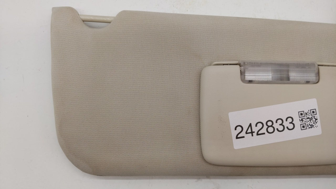2008-2012 Jeep Liberty Sun Visor Shade Replacement Passenger Right Mirror Fits Fits 2008 2009 2010 2011 2012 OEM Used Auto P