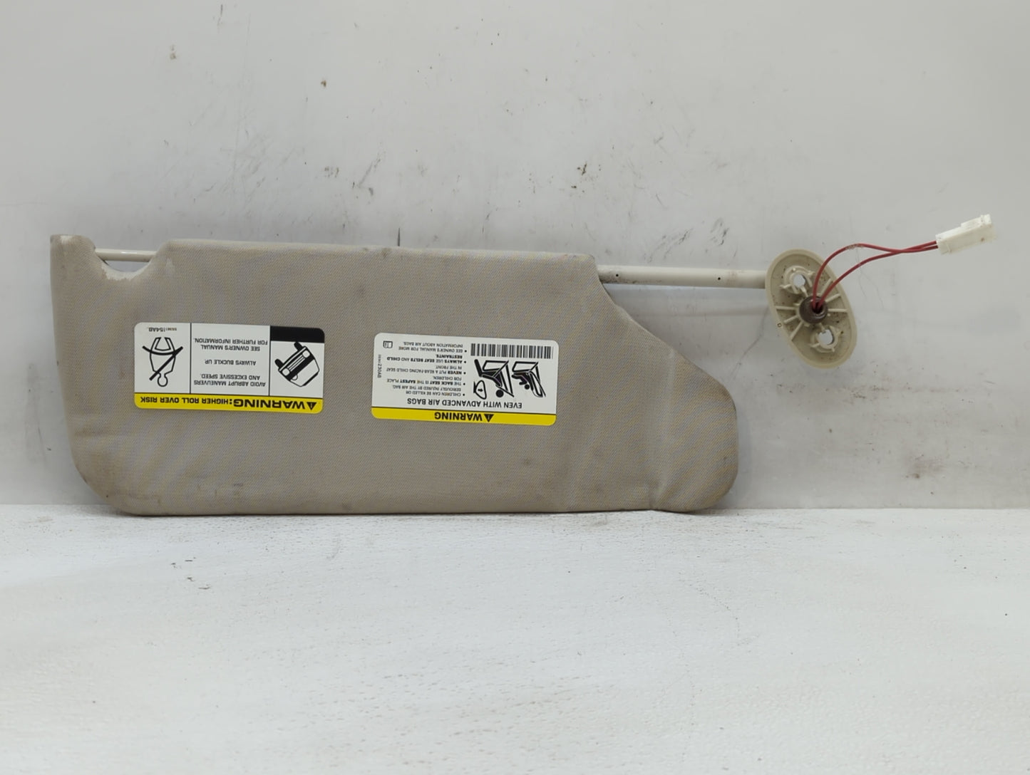 2008-2012 Jeep Liberty Sun Visor Shade Replacement Driver Left Mirror Fits Fits 2008 2009 2010 2011 2012 OEM Used Auto Parts