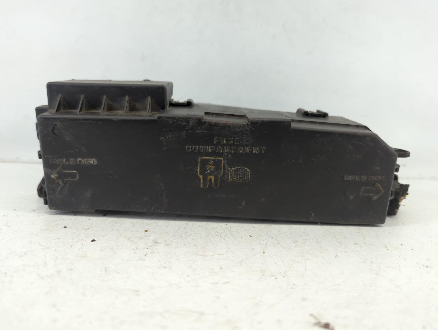 2010-2010 Jeep Liberty Fusebox Fuse Box Relay Module Tipm 8l8t-14a003-ae - Oemusedautoparts1.com