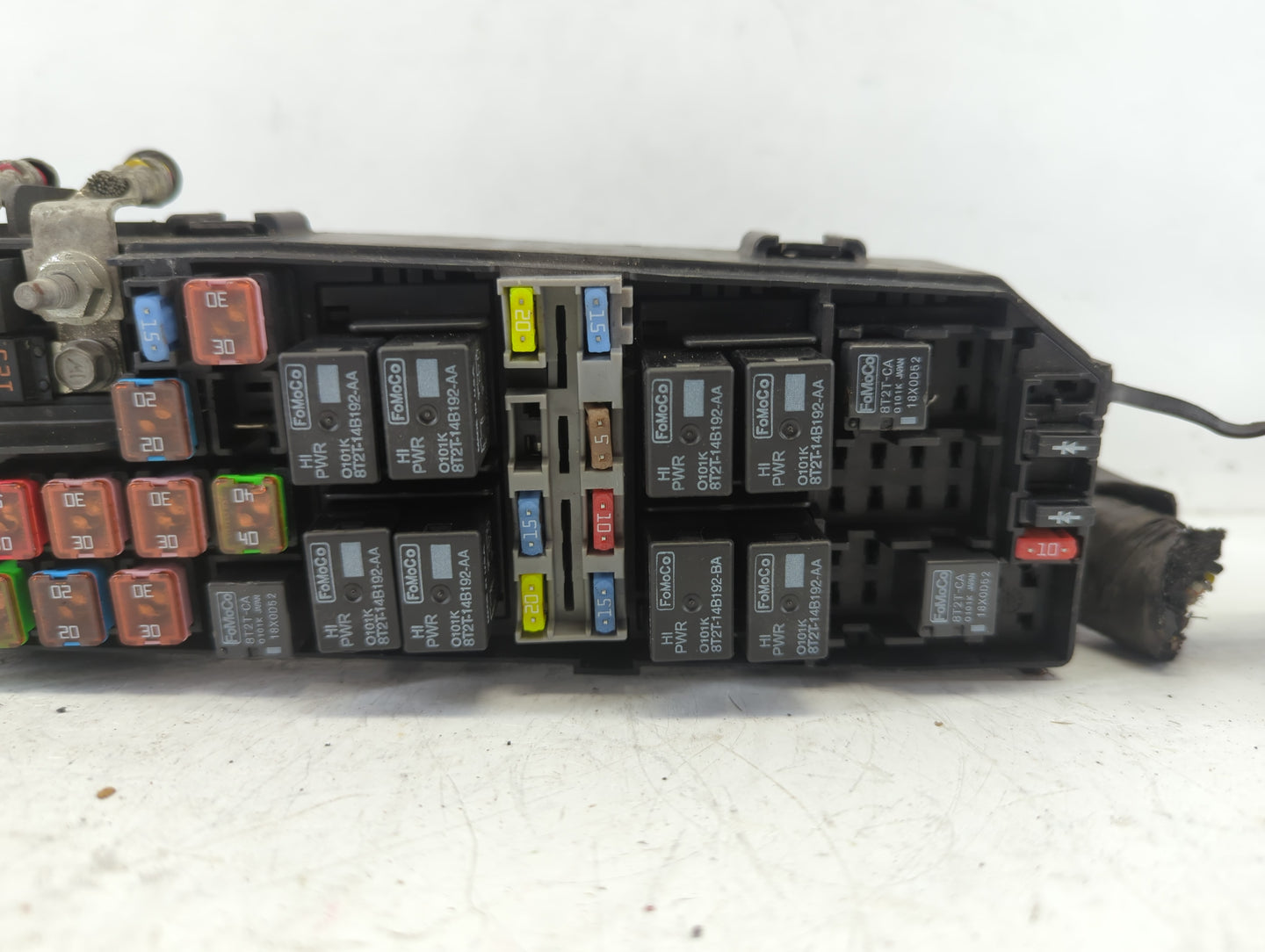 2010-2010 Jeep Liberty Fusebox Fuse Box Relay Module Tipm 8l8t-14a003-ae - Oemusedautoparts1.com