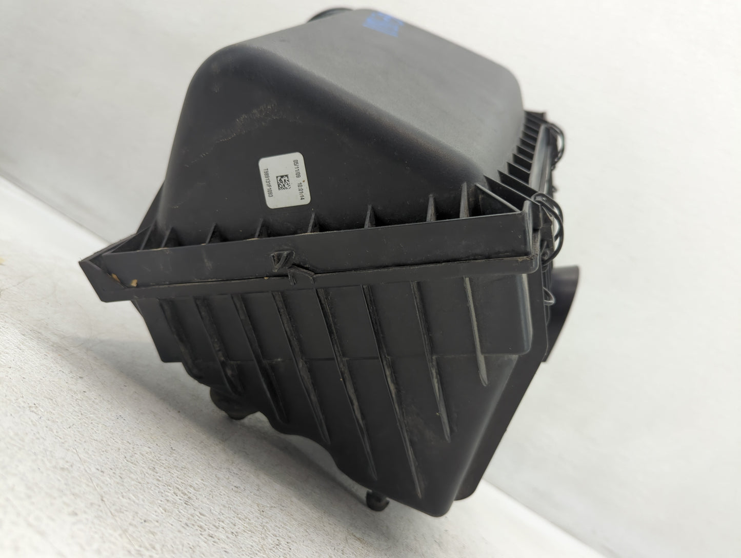 2008-2012 Jeep Liberty Air Cleaner Intake-duct Hose Tube - Oemusedautoparts1.com