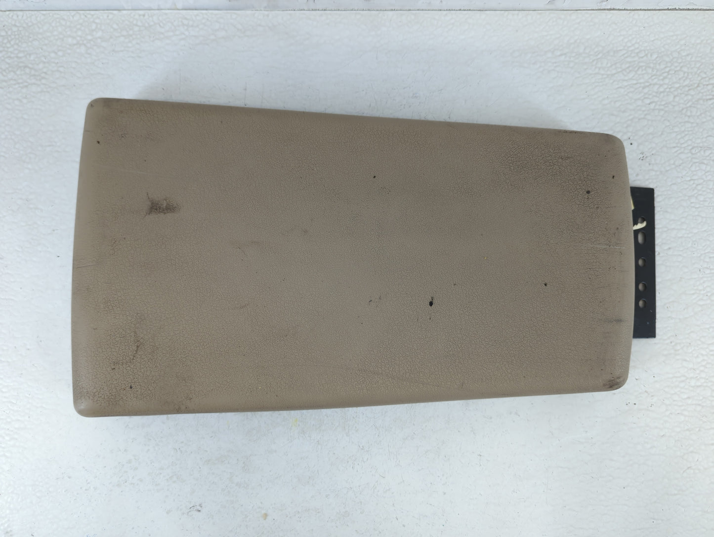 2009-2012 Jeep Liberty Center Console Armrest Cover Lid Beige - Oemusedautoparts1.com