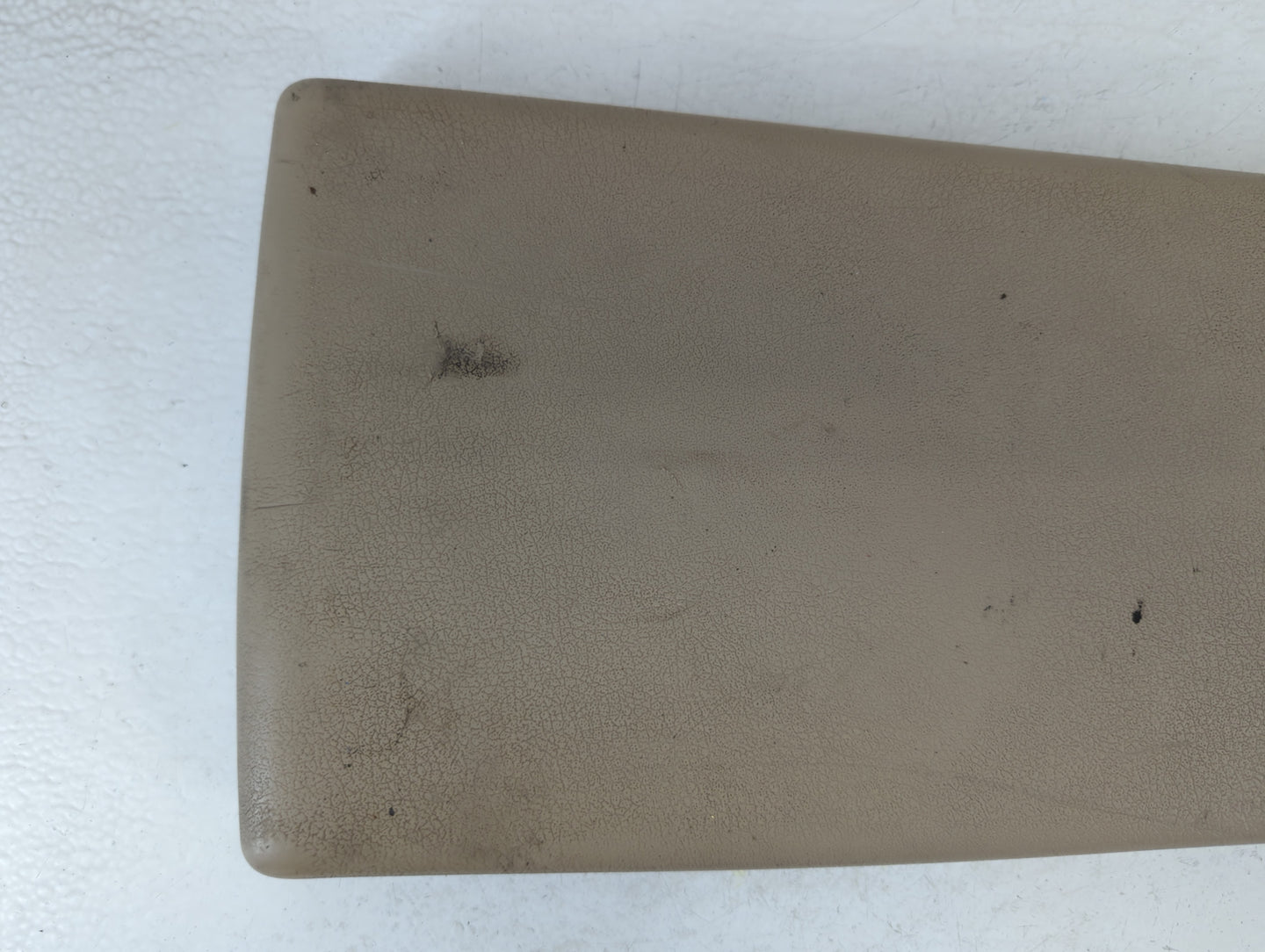 2009-2012 Jeep Liberty Center Console Armrest Cover Lid Beige - Oemusedautoparts1.com