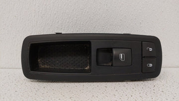 2010 Jeep Liberty Passeneger Right Power Window Switch 04602544af - Oemusedautoparts1.com