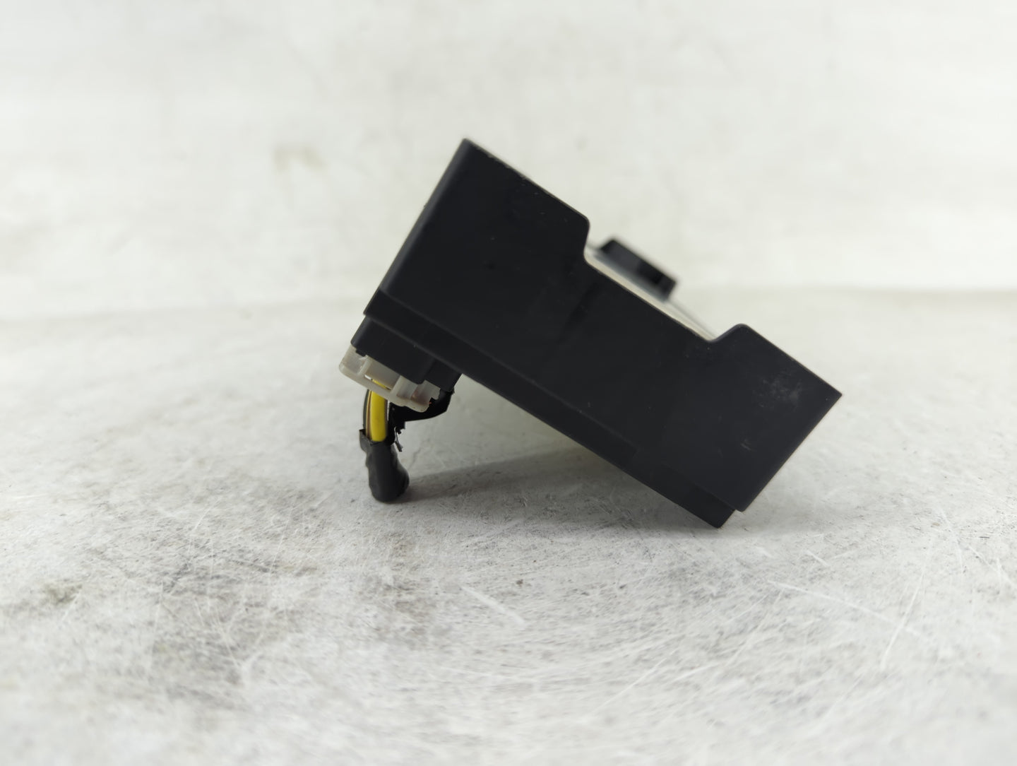 2009-2010 Jeep Liberty Transfer Case Control Module - Oemusedautoparts1.com