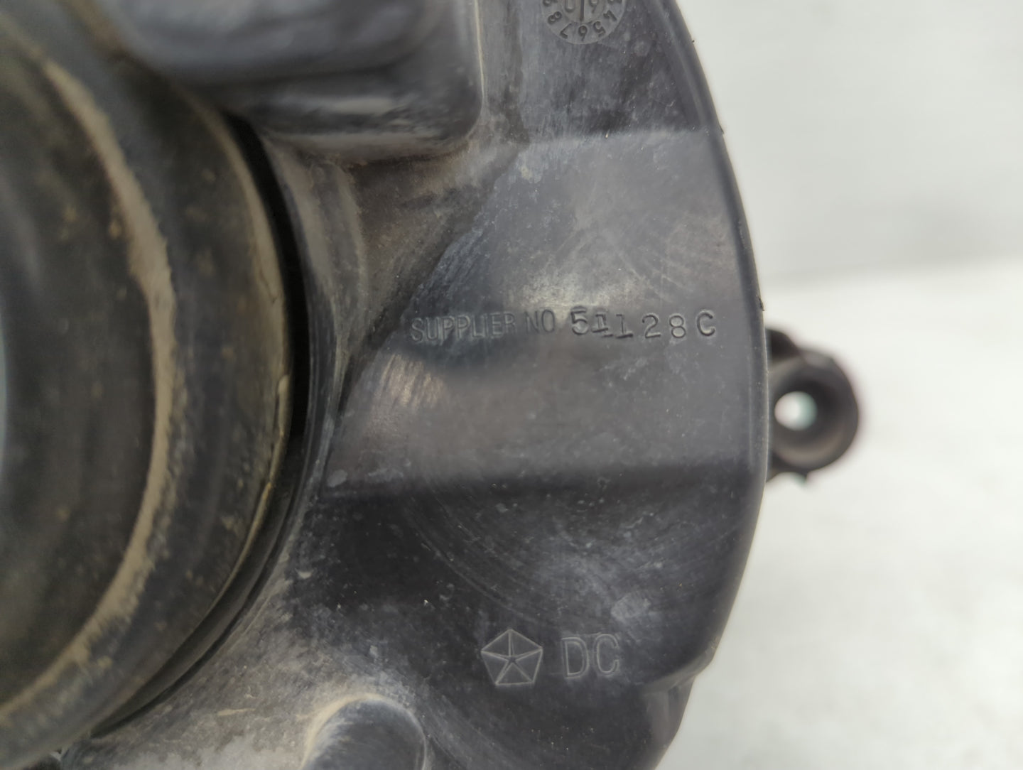 2007-2010 Jeep Patriot Driver Left Oem Head Light Headlight Lamp - Oemusedautoparts1.com