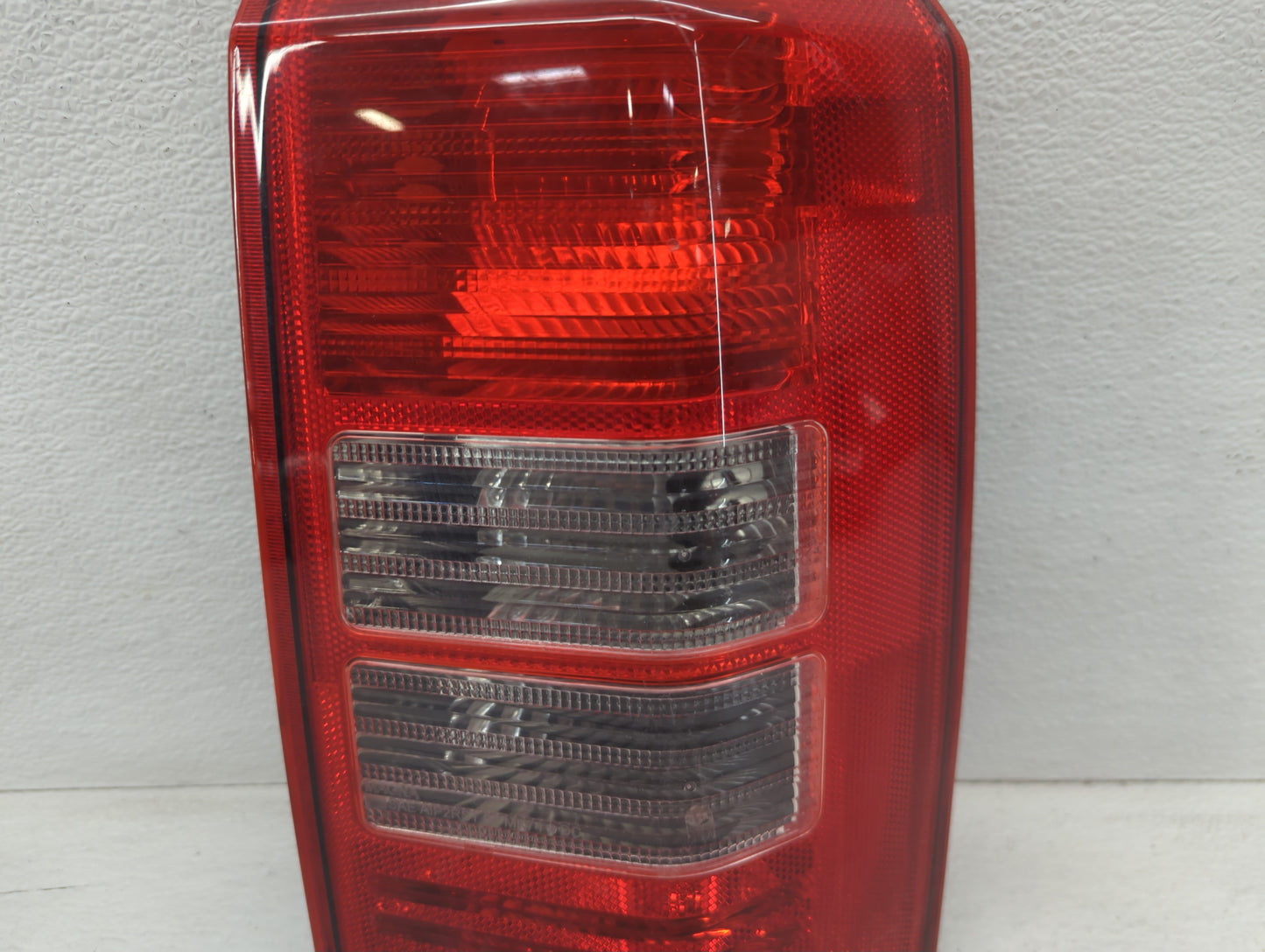 2008-2017 Jeep Patriot Tail Light Assembly Passenger Right OEM P/N:51128C Fits OEM Used Auto Parts - Oemusedautoparts1.com