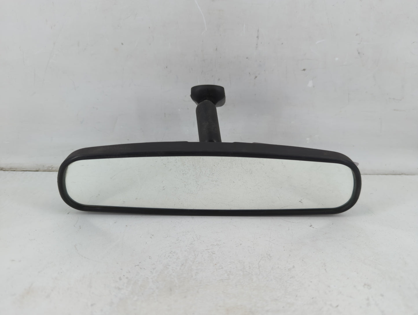 2007-2017 Jeep Patriot Interior Rear View Mirror Replacement OEM P/N:E8011681 Fits OEM Used Auto Parts - Oemusedautoparts1.c