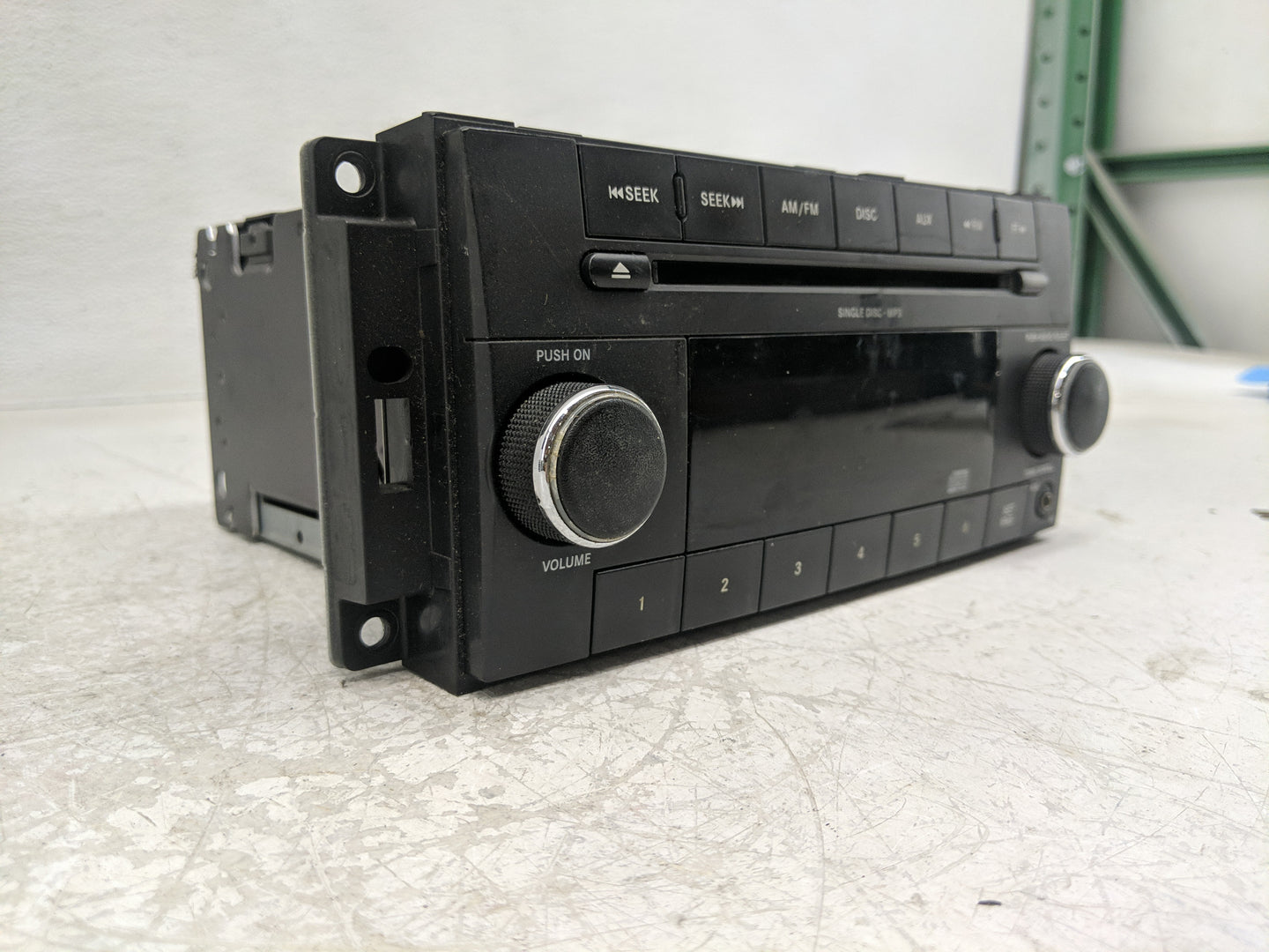 2009-2010 Jeep Patriot Radio AM FM Cd Player Receiver Replacement P/N:P05091111AC Fits Fits 2009 2010 OEM Used Auto Parts - 