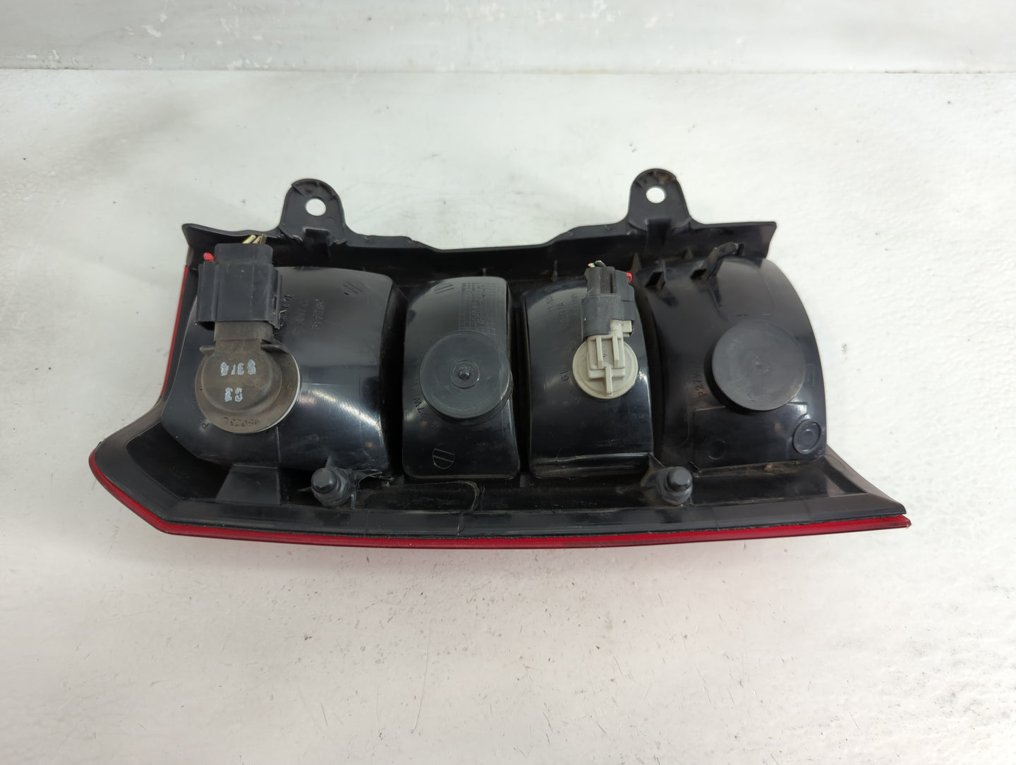 2008-2017 Jeep Patriot Tail Light Assembly Passenger Right OEM P/N:320342 Fits OEM Used Auto Parts - Oemusedautoparts1.com