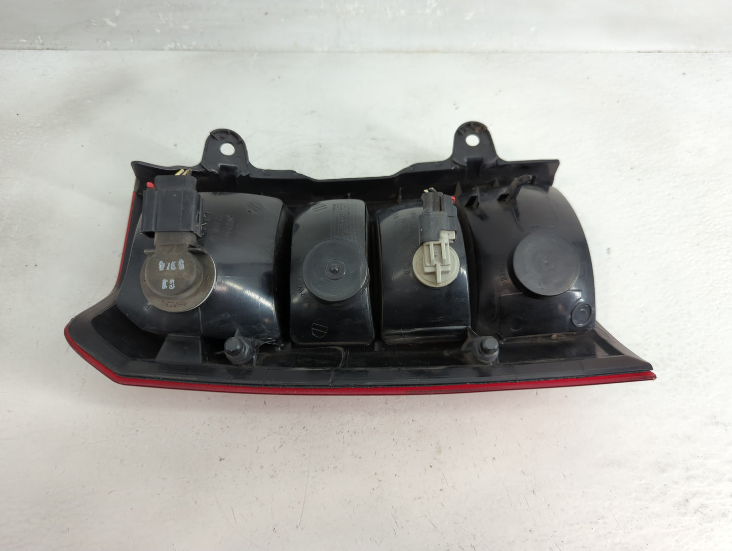 2008-2017 Jeep Patriot Tail Light Assembly Passenger Right OEM P/N:320342 Fits OEM Used Auto Parts - Oemusedautoparts1.com
