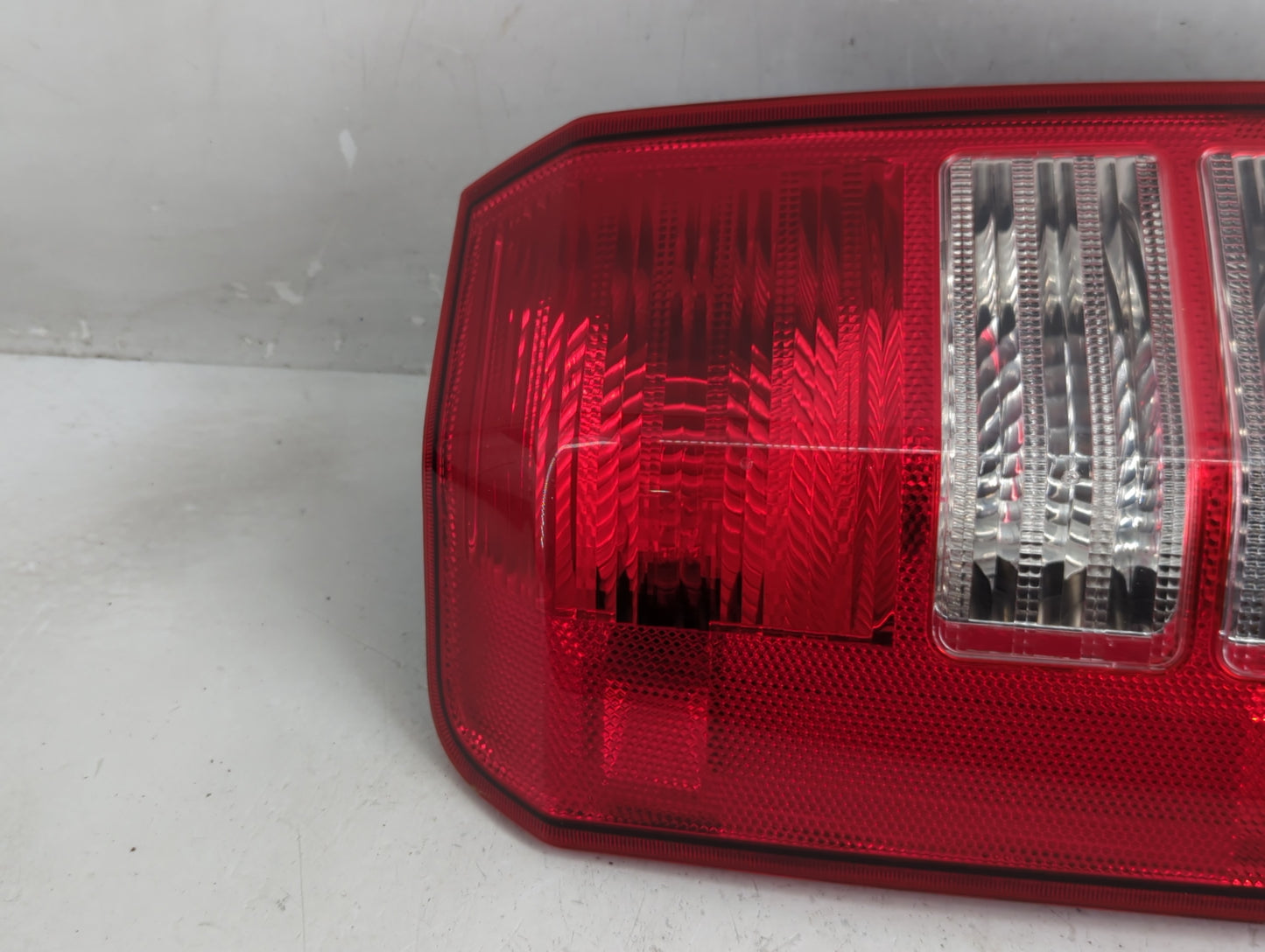 2008-2017 Jeep Patriot Tail Light Assembly Driver Left OEM Fits Fits 2008 2009 2010 2011 2012 2013 2014 2015 2016 2017 OEM U