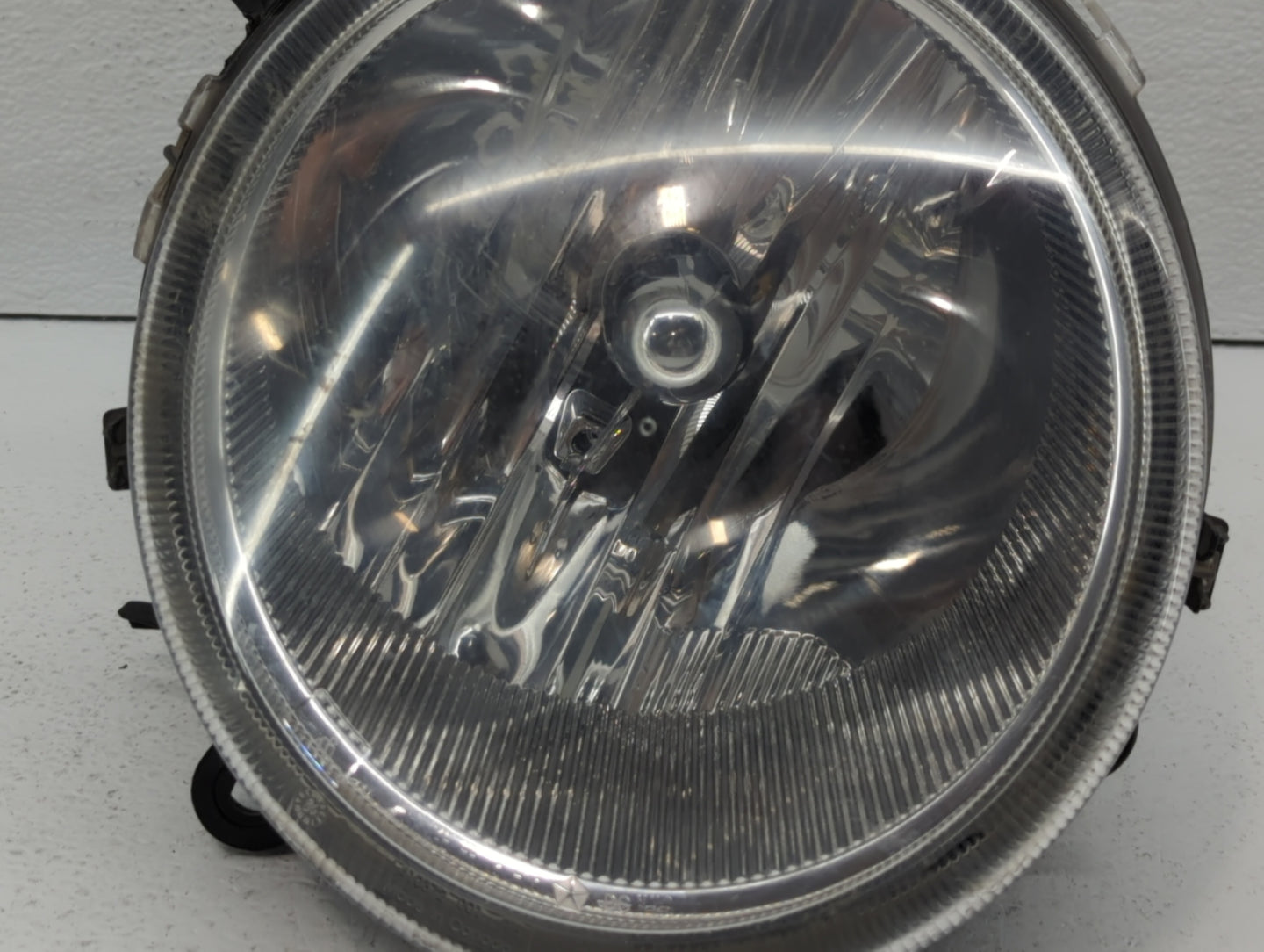 2007-2017 Jeep Patriot Passenger Right Oem Head Light Headlight Lamp - Oemusedautoparts1.com