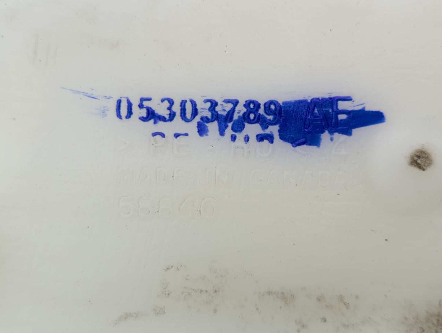 2007-2017 Jeep Patriot Windshield Washer Fluid Reservoir Bottle Oem - Oemusedautoparts1.com