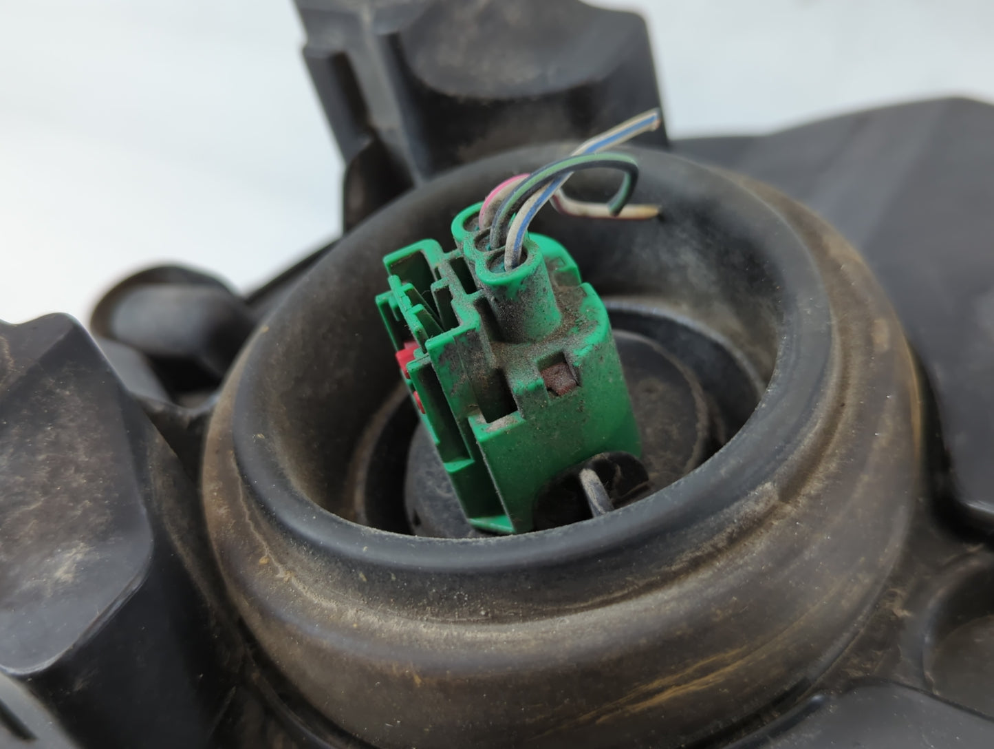 2007-2017 Jeep Patriot Driver Left Oem Head Light Headlight Lamp - Oemusedautoparts1.com