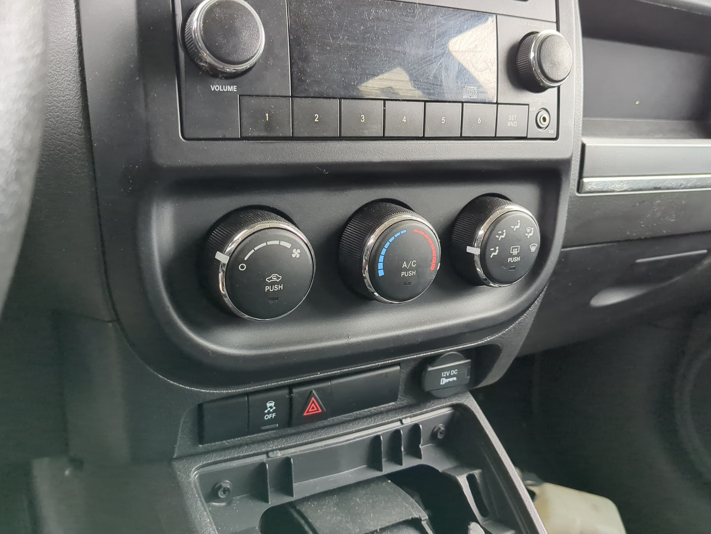 2010 Jeep Patriot Climate Control Module Temperature AC/Heater Replacement Fits OEM Used Auto Parts - Oemusedautoparts1.com